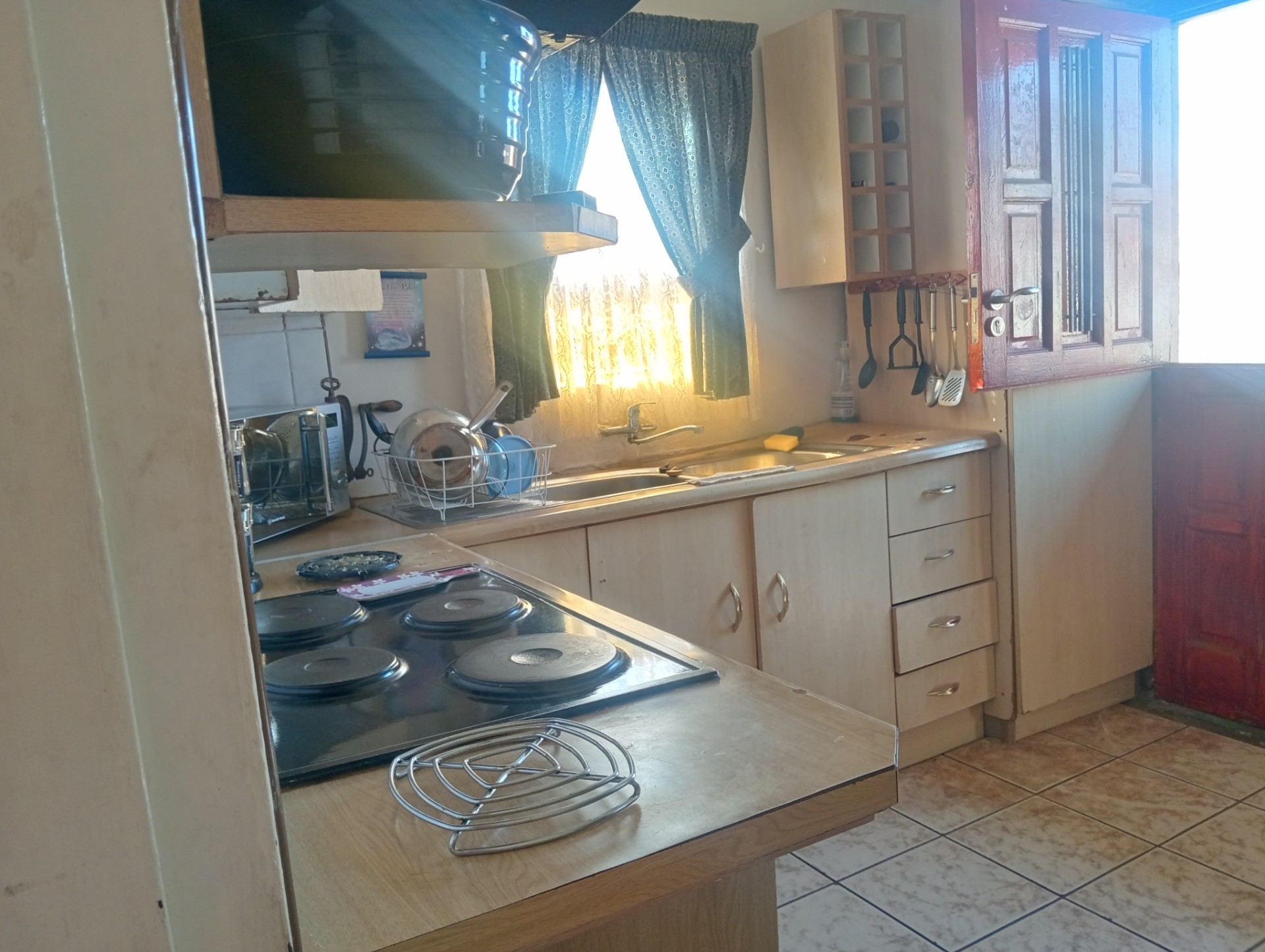 House for sale in Mdantsane, East London, 381 m²