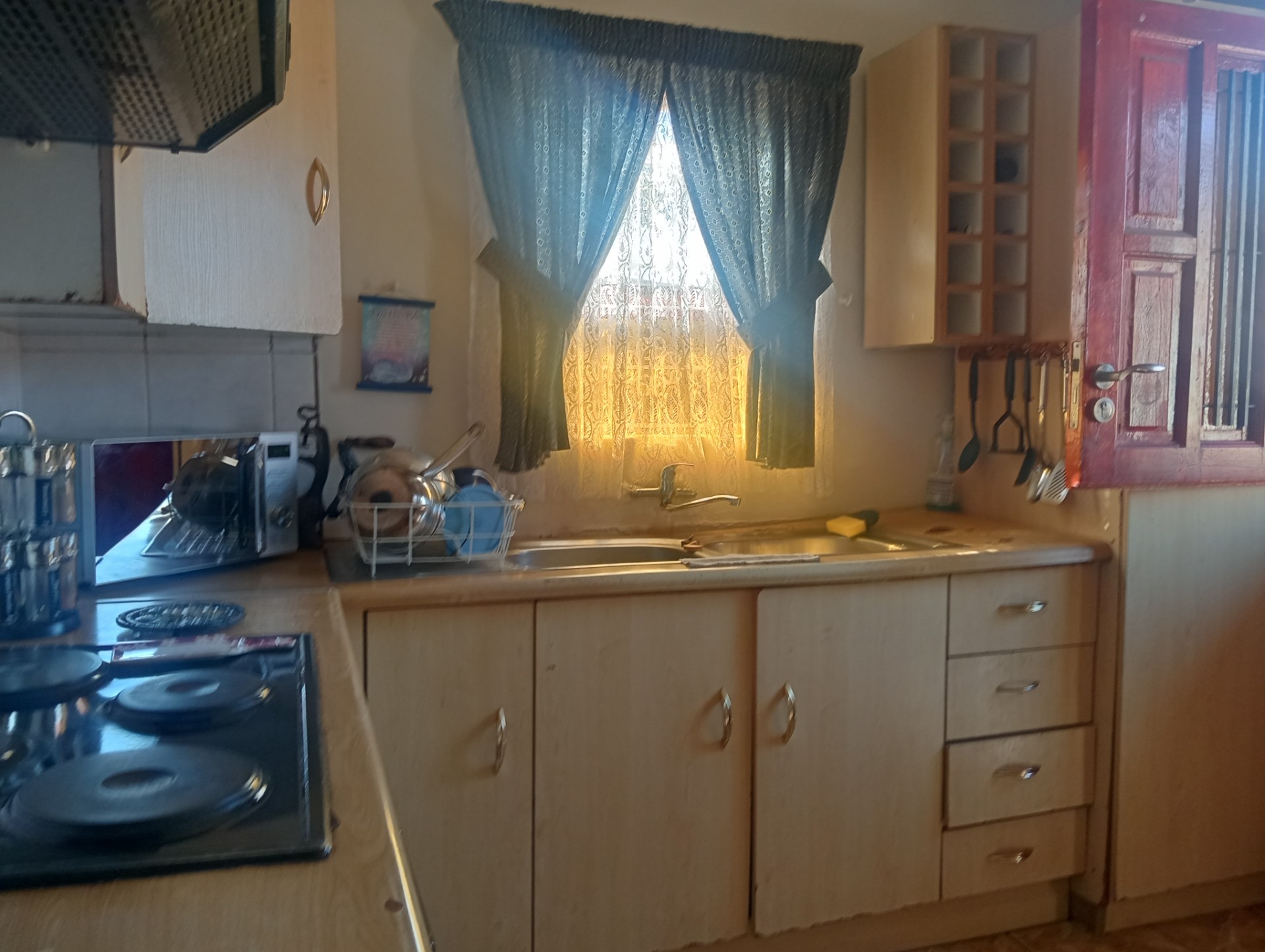 House for sale in Mdantsane, East London, 381 m²