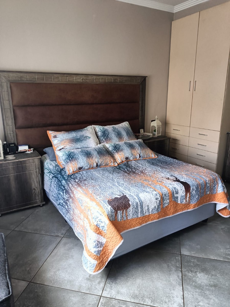 House for sale in Valhalla, Centurion, 1623 m²