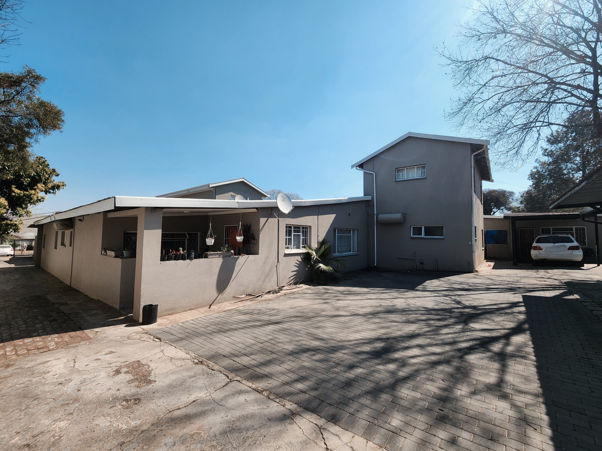 House for sale in Valhalla, Centurion, 1623 m²