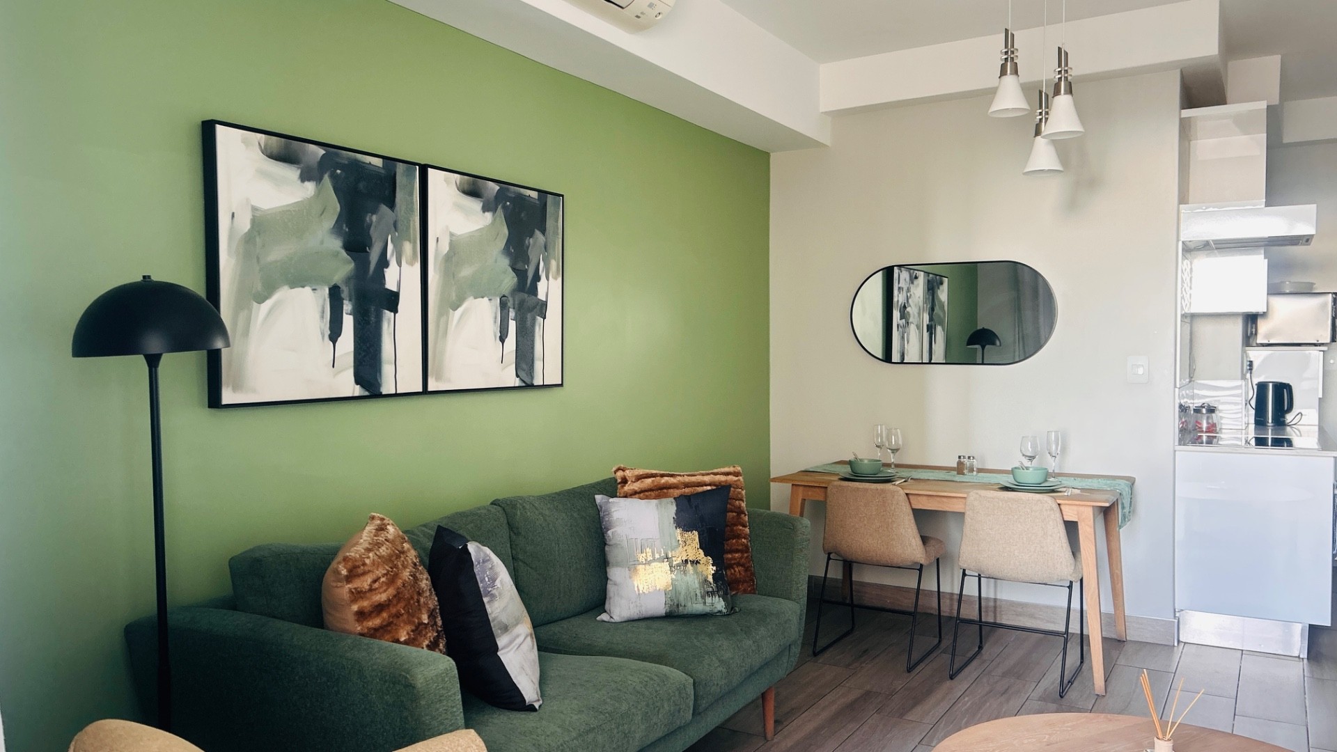 Apartment for sale in Ashlea Gardens, Pretoria, 56 m²