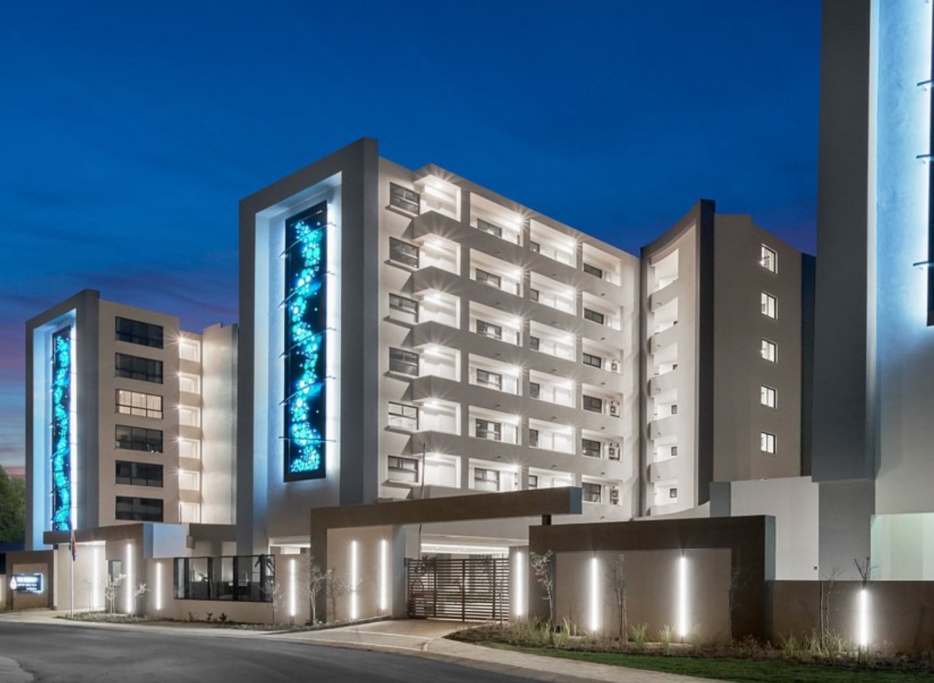 Fully Furnished Move-In Ready (Investment or Lock-Up And Go)