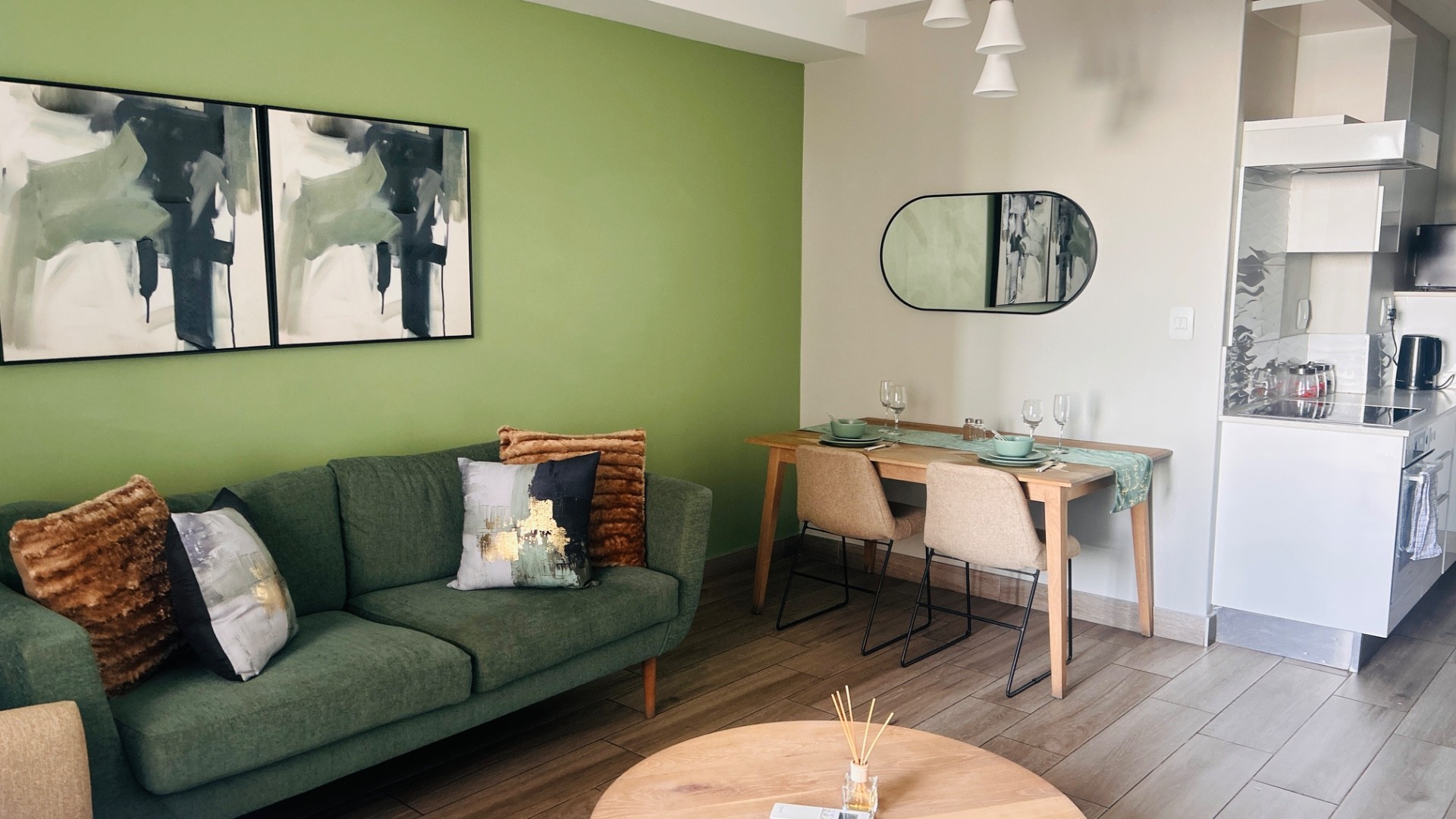 Apartment for sale in Ashlea Gardens, Pretoria, 56 m²