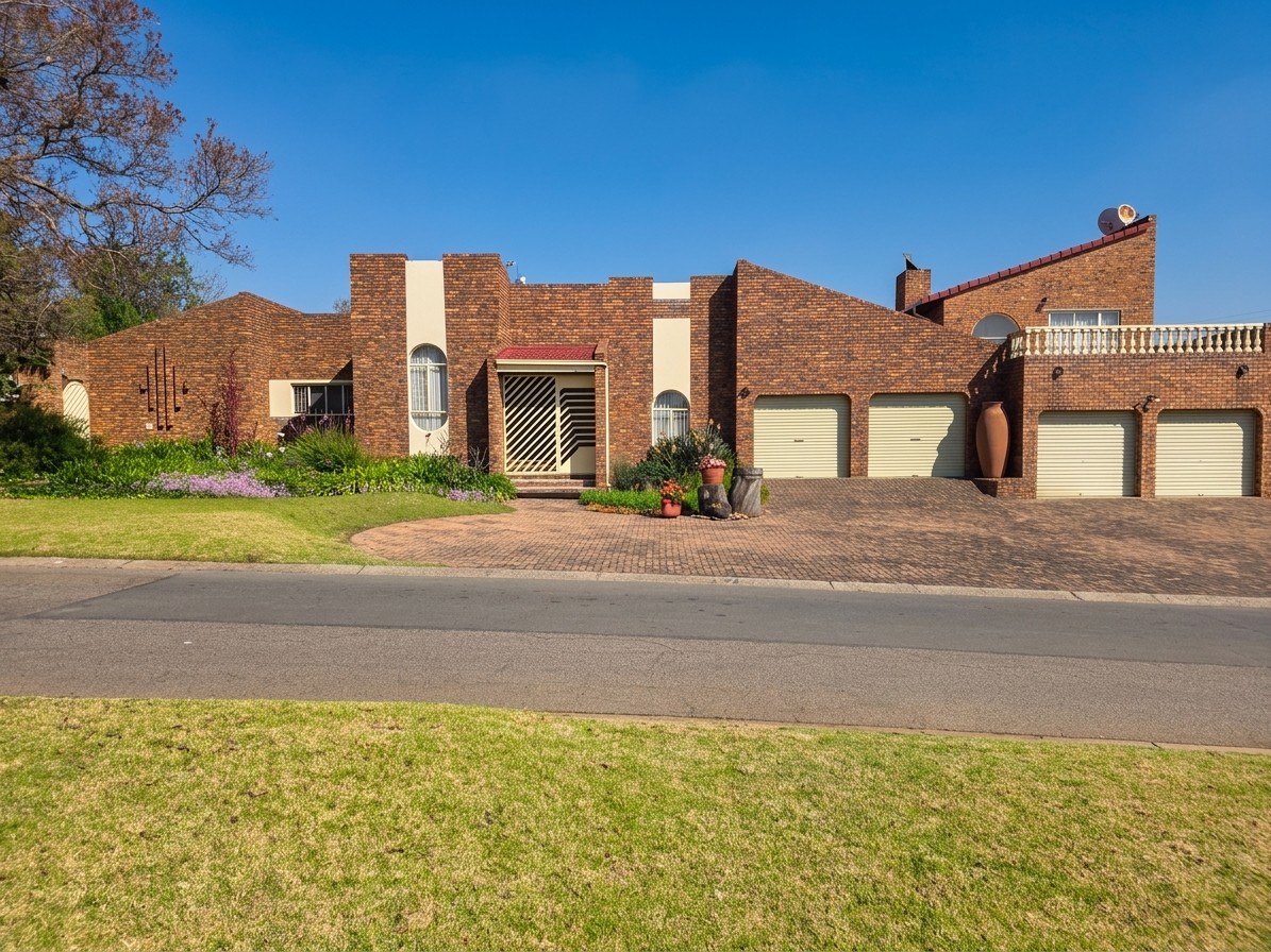 House for sale in Edleen, Kempton Park, 7 Ben Erasmus, Edleen, Kempton Park, Gauteng, 1124 m²