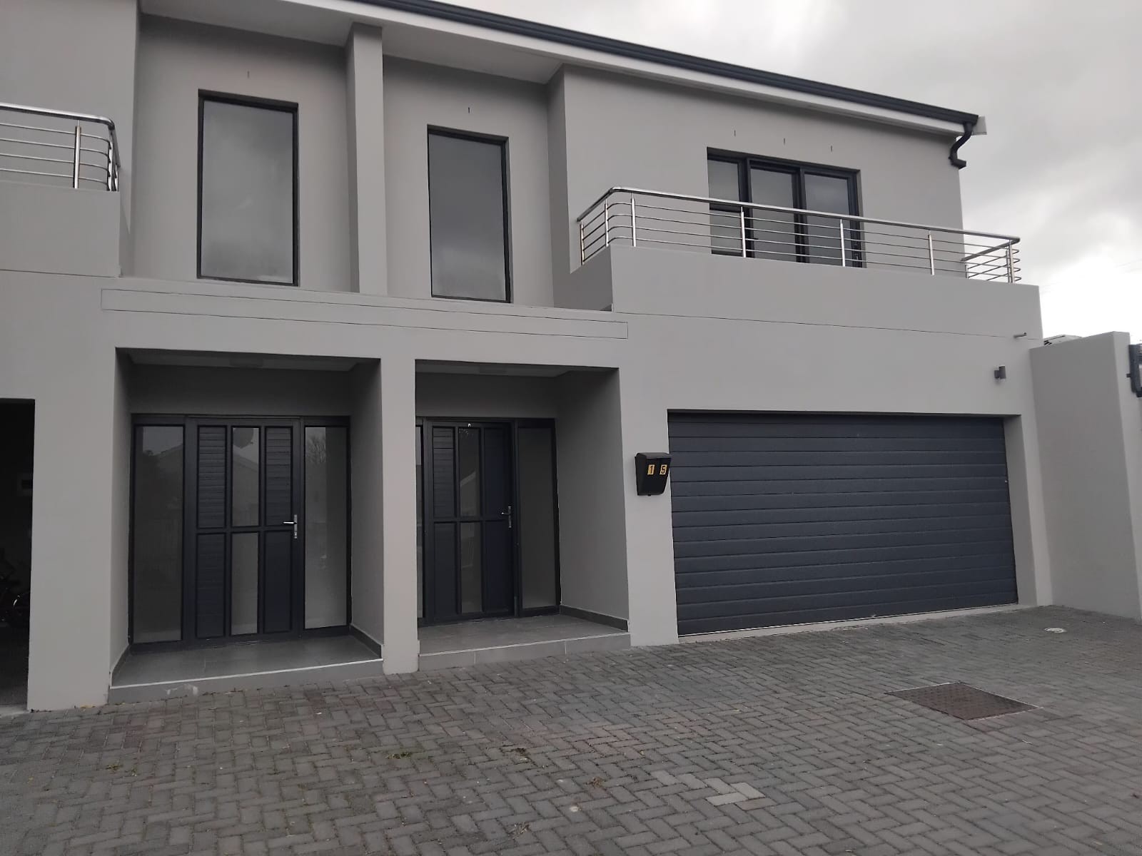 House for rent in Tokai, Cape Town, 220 m²