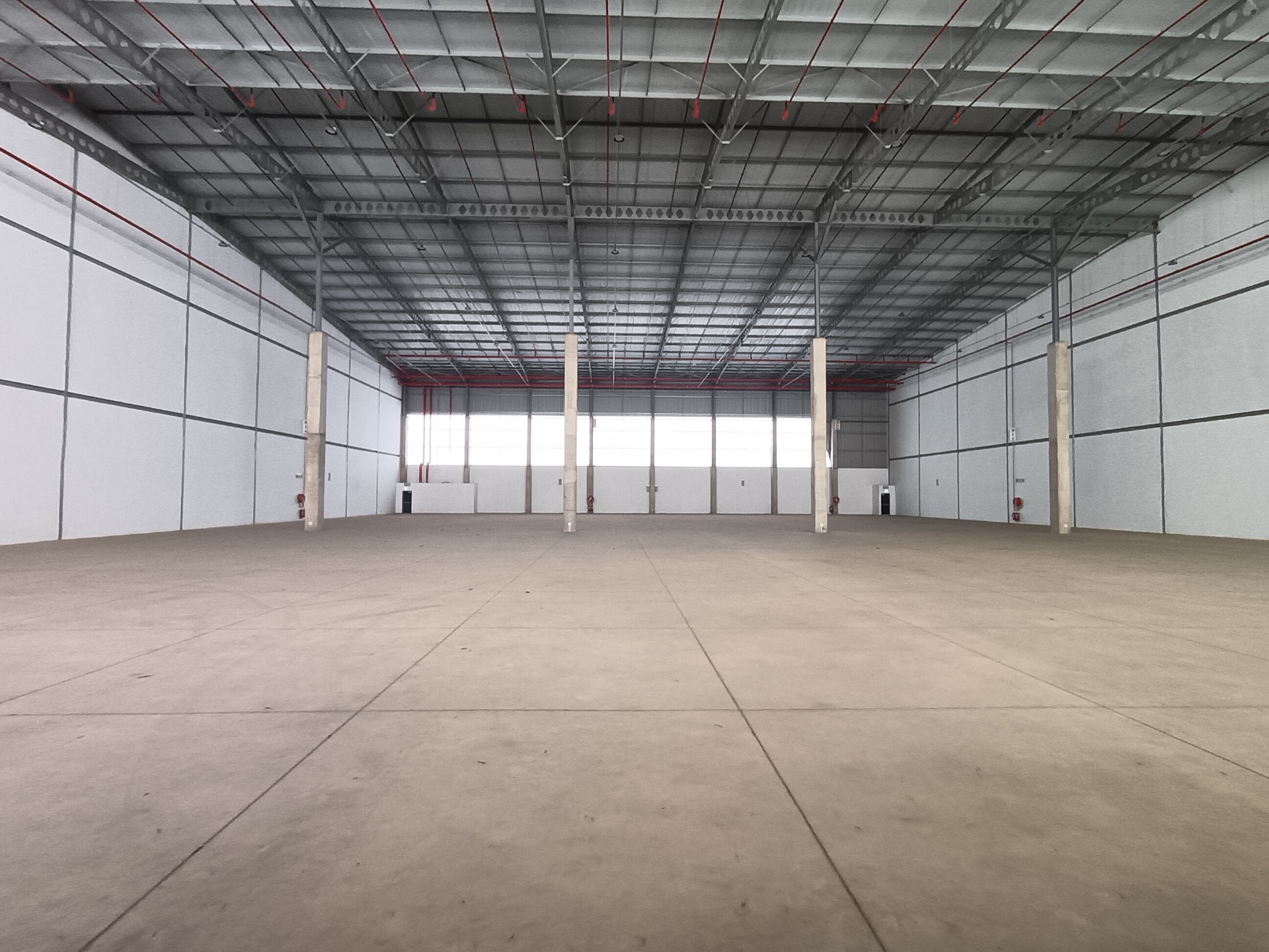 Warehouse for rent in Cornubia, KwaZulu Natal, 3654 m²
