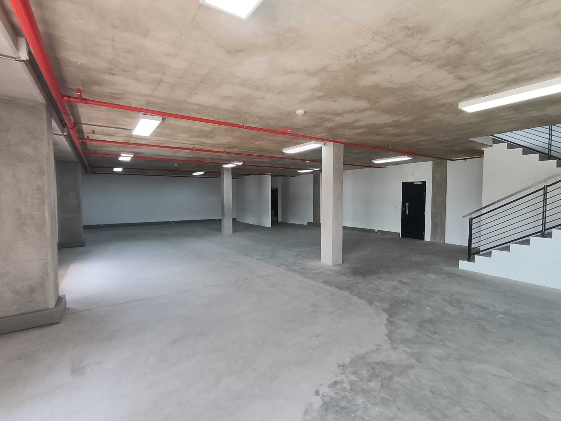 Warehouse for sale in Cornubia, KwaZulu Natal, 5367 m²