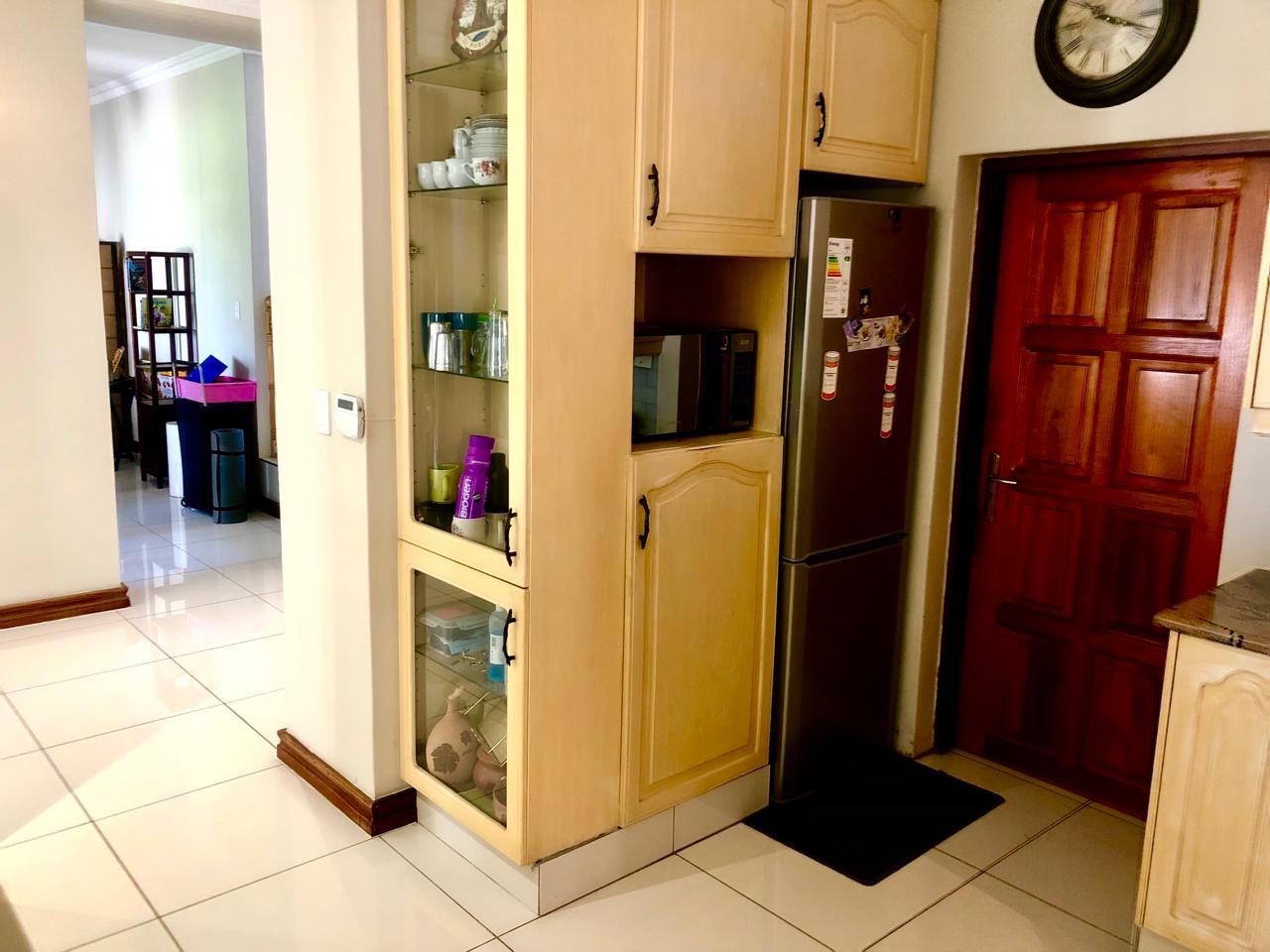 House for sale in Blue Valley Golf Estate, Centurion, 880 m²