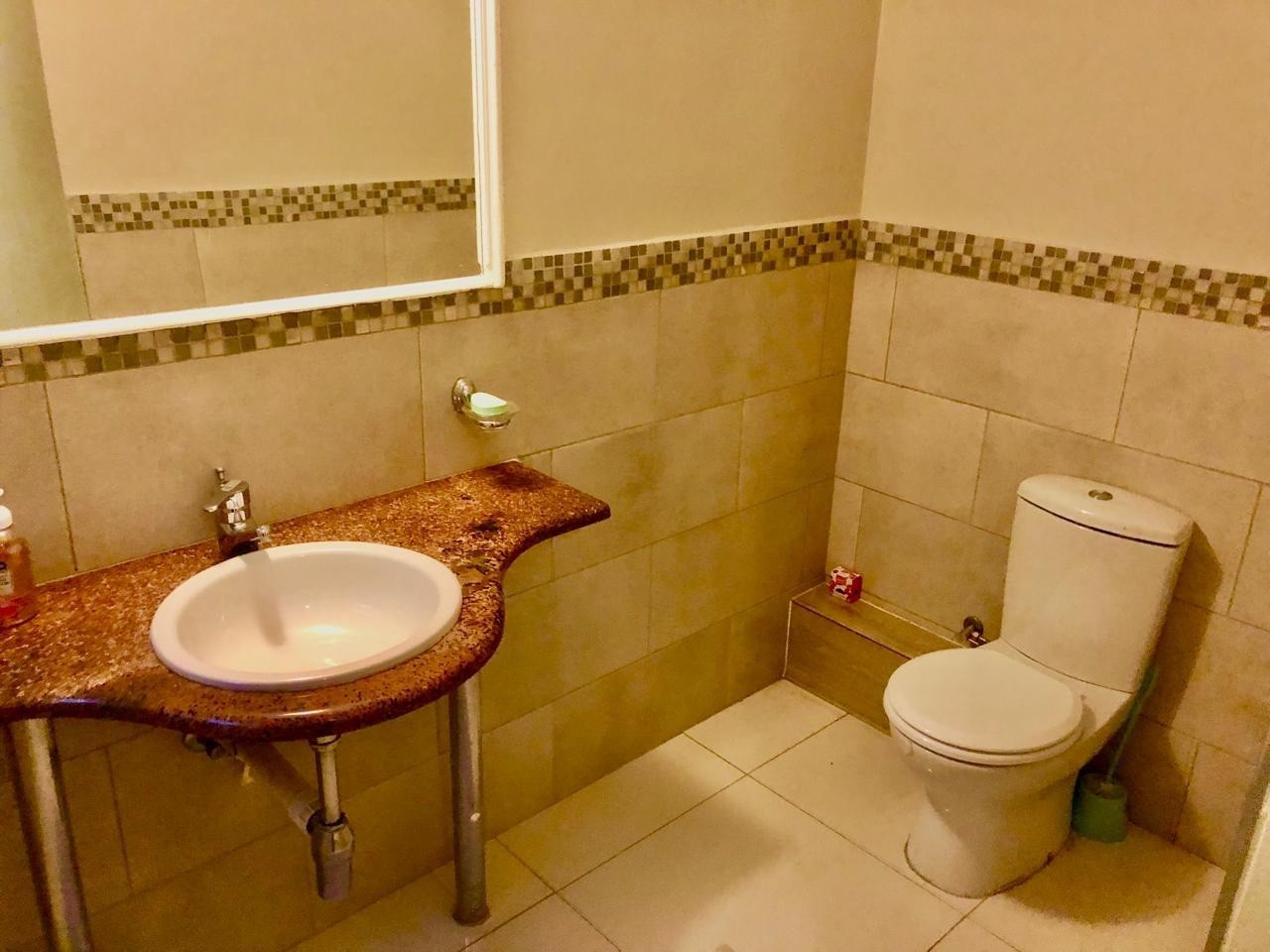 House for sale in Blue Valley Golf Estate, Centurion, 880 m²