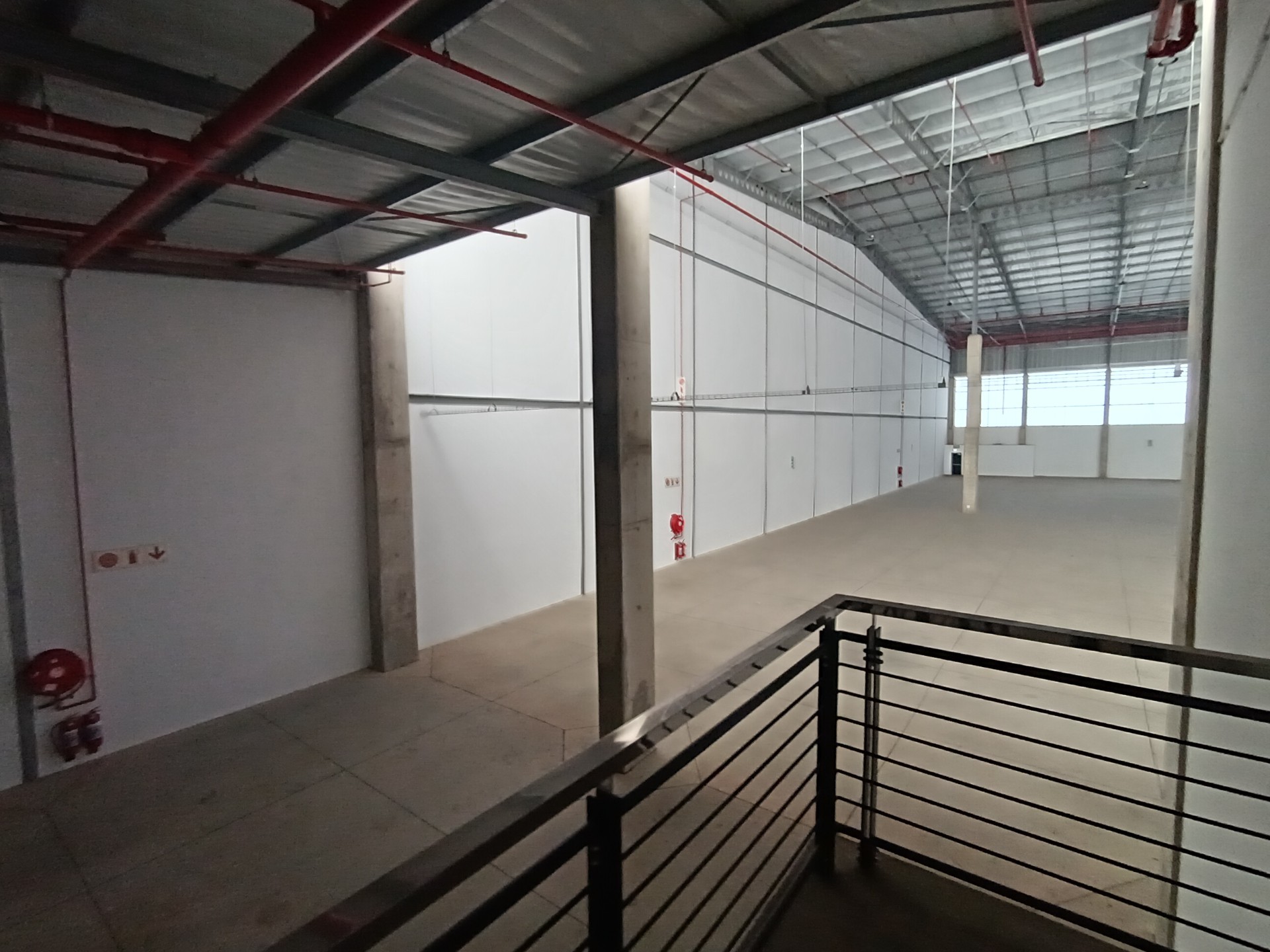 Warehouse for sale in Cornubia, KwaZulu Natal, 11472 m²