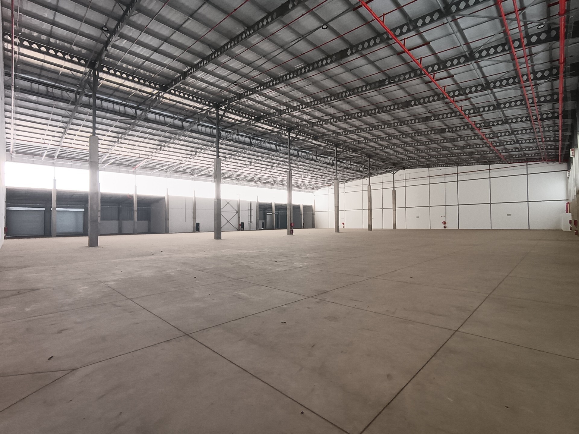 Warehouse for sale in Cornubia, KwaZulu Natal, 9021 m²