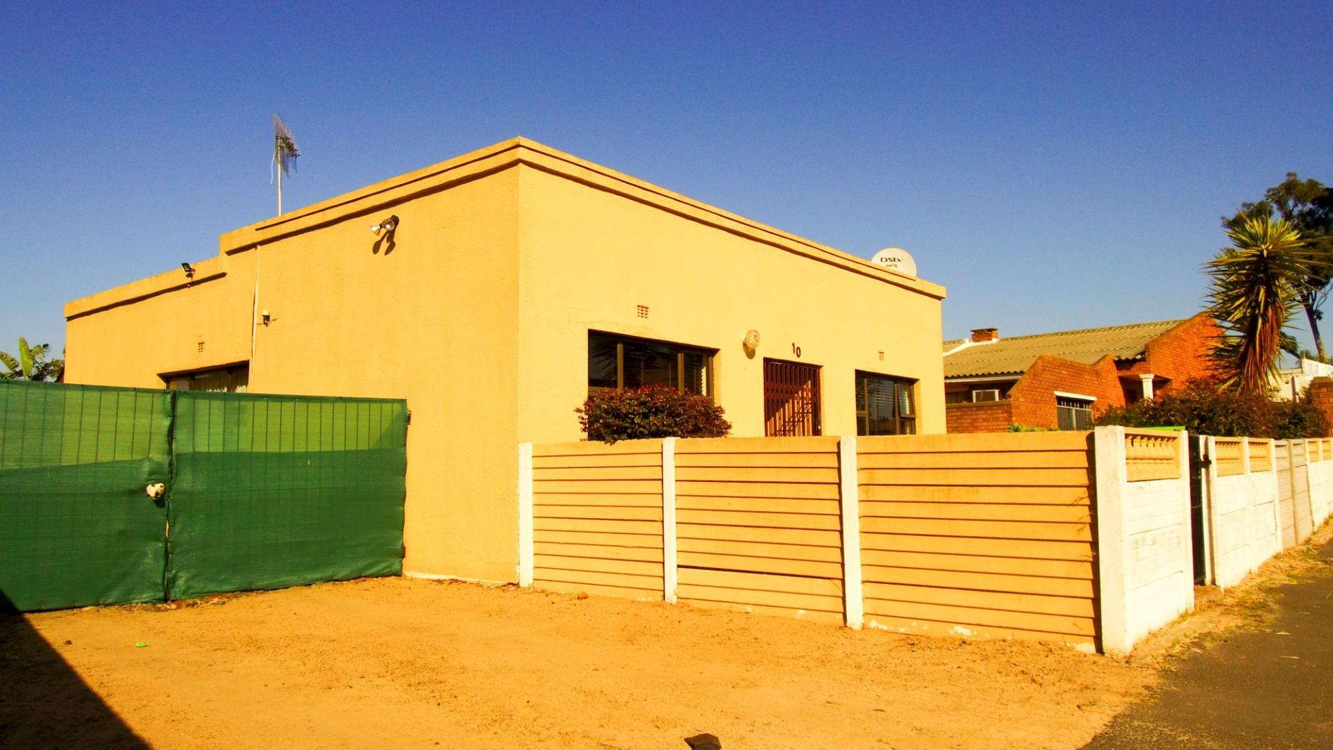 House for sale in Sarepta, Kuils River, 706 m²
