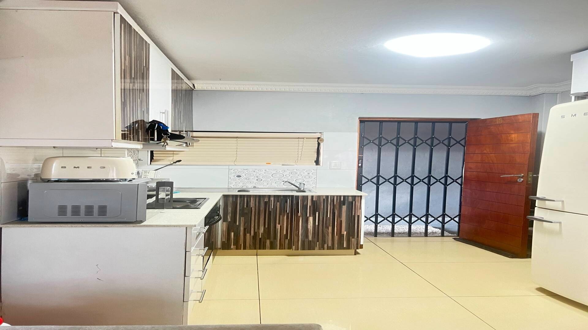 Apartment for rent in Montclair, Durban, KwaZulu Natal, 25 Down Avenue, Montclair, Durban, KwaZulu Natal, 55 m²