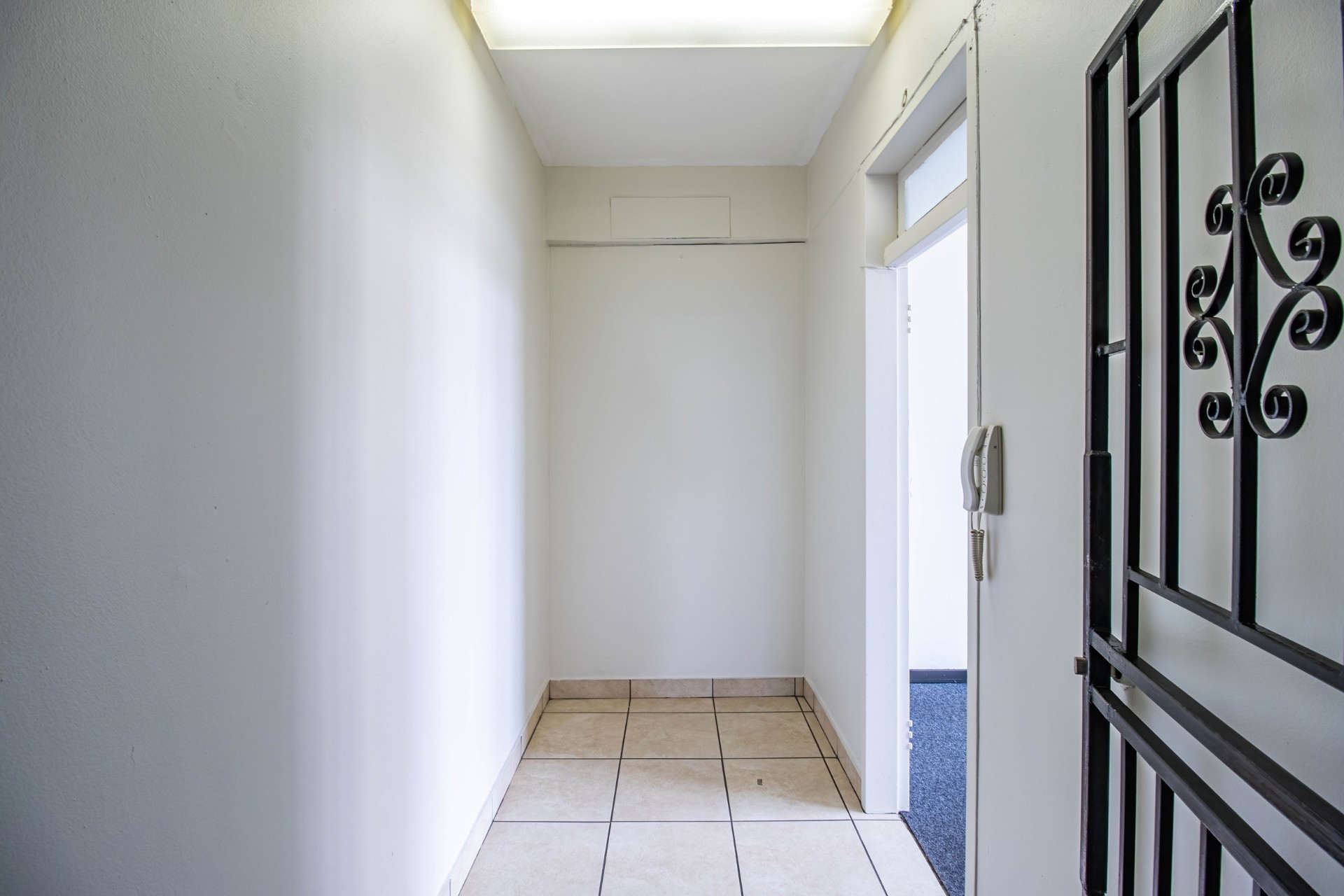 Commercial Property for rent in Braamfontein, Johannesburg, 6 m²