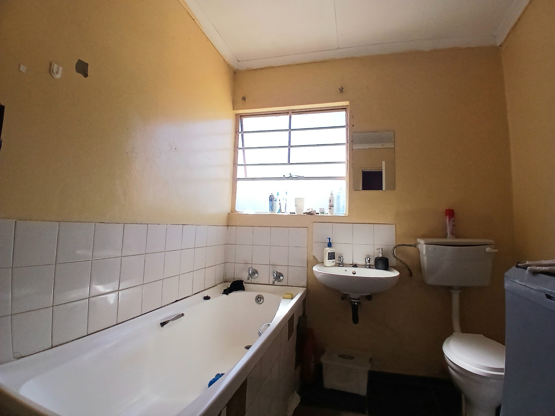 House for sale in Mmabatho Unit 15, Mmabatho, Mafikeng, North West, 400 m²