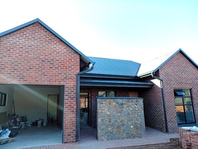 Brand new retirement house for sale in Negester Klein-Kariba, Bela Bela 4