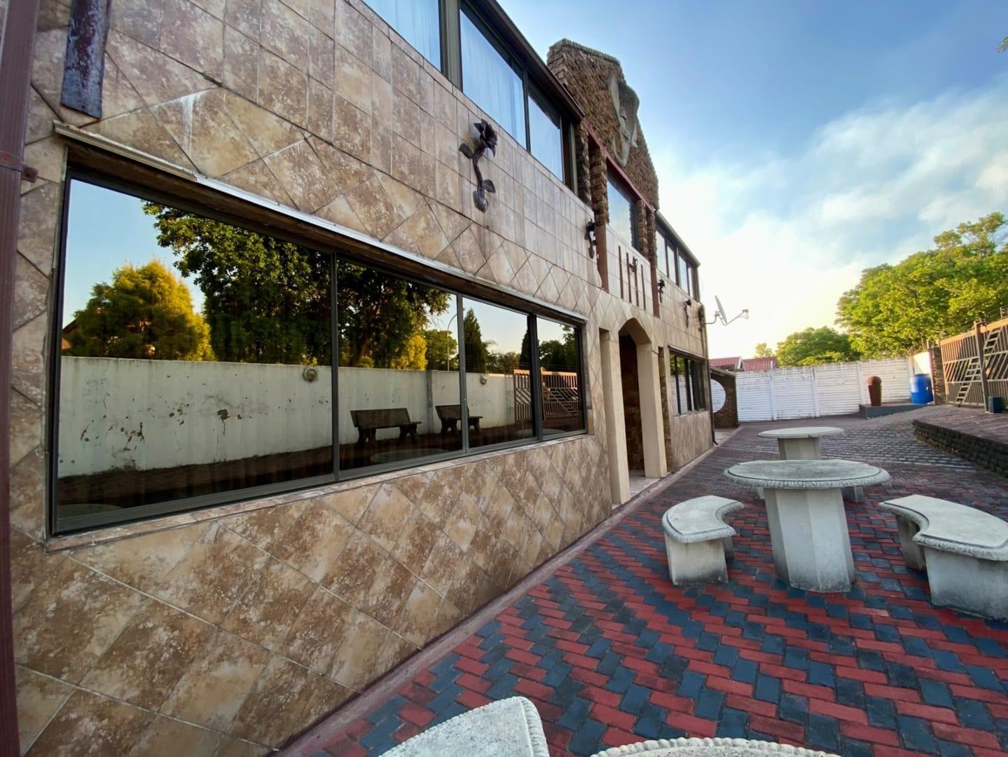 House for sale in Aviary Hill, Newcastle, KwaZulu Natal, 1010 m²
