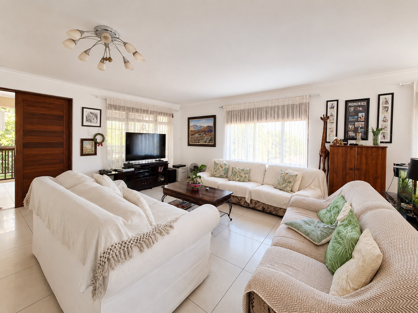 Townhouse for rent in Ballito Central, Ballito, KwaZulu Natal, 280 m²
