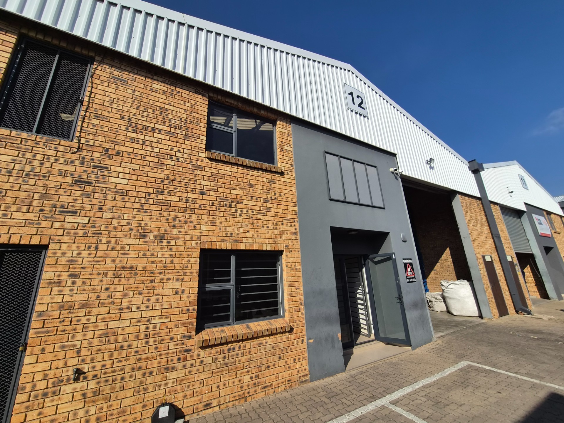 Warehouse for rent in Strijdompark, Randburg, 12, Acacia, 17 Arbeid, Strijdompark, Randburg, Gauteng, 347 m²