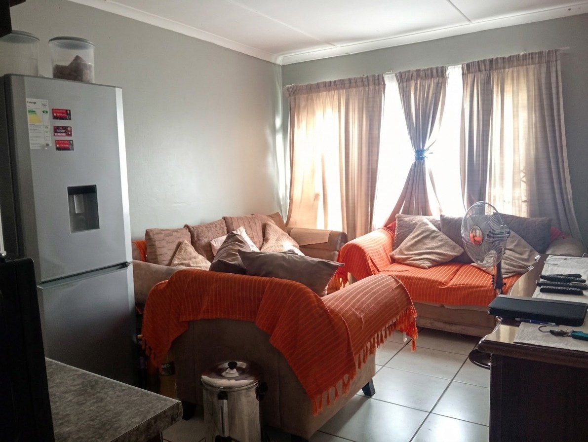Apartment for sale in Scenery Park, East London, 38 m²