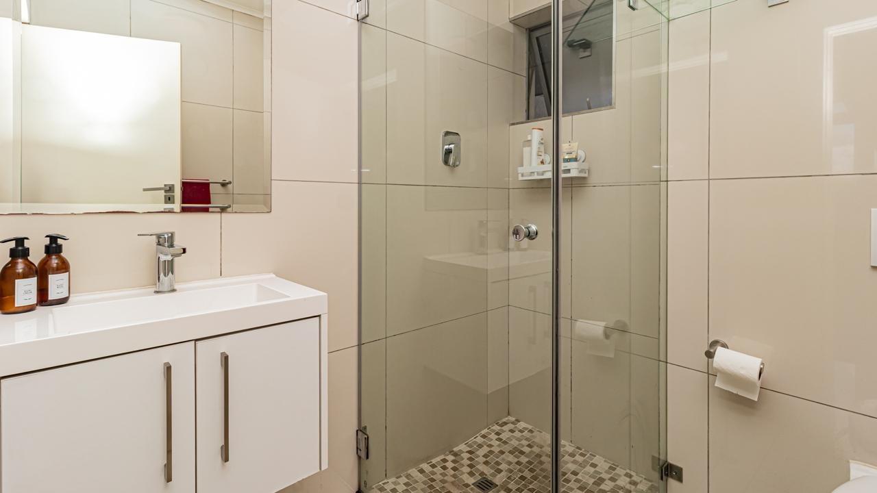 Apartment for rent in Rondebosch, Cape Town, 36 m²
