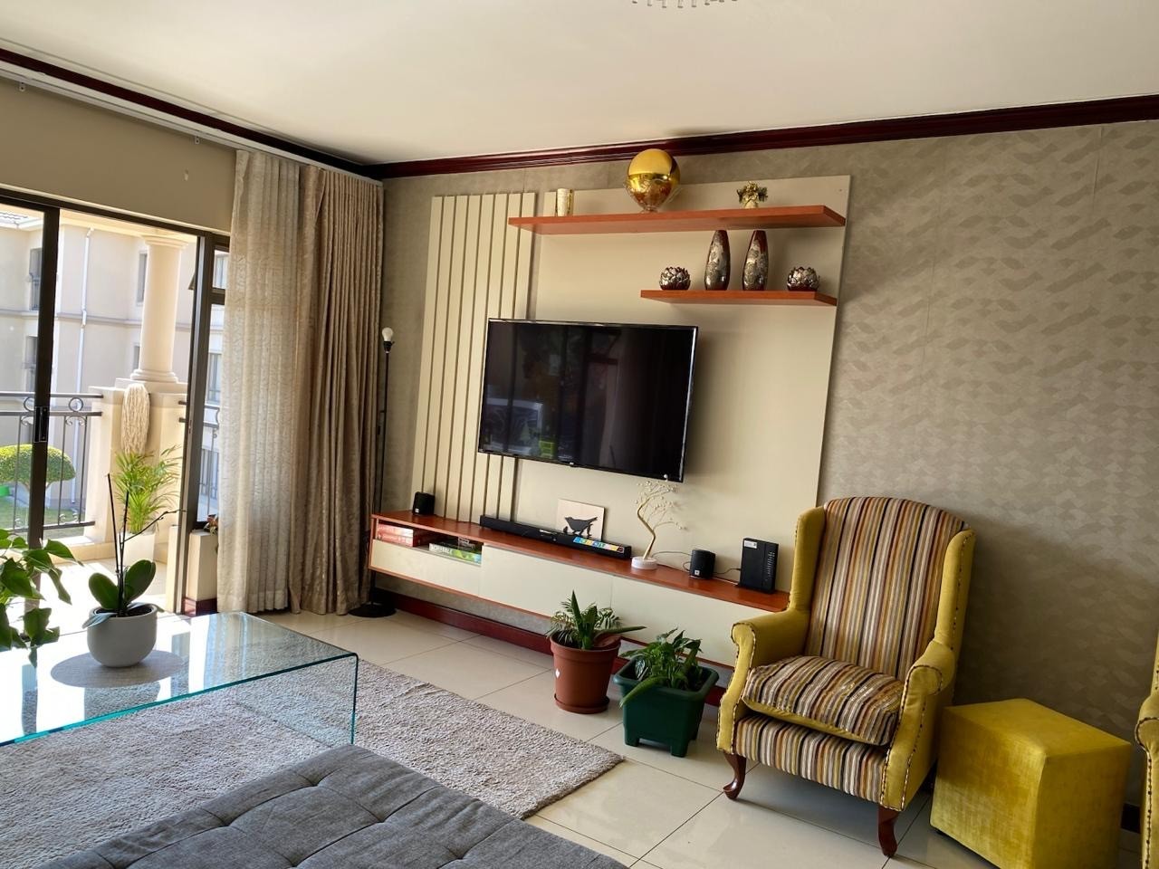 Apartment for sale in Summerset, Midrand, 135 m²