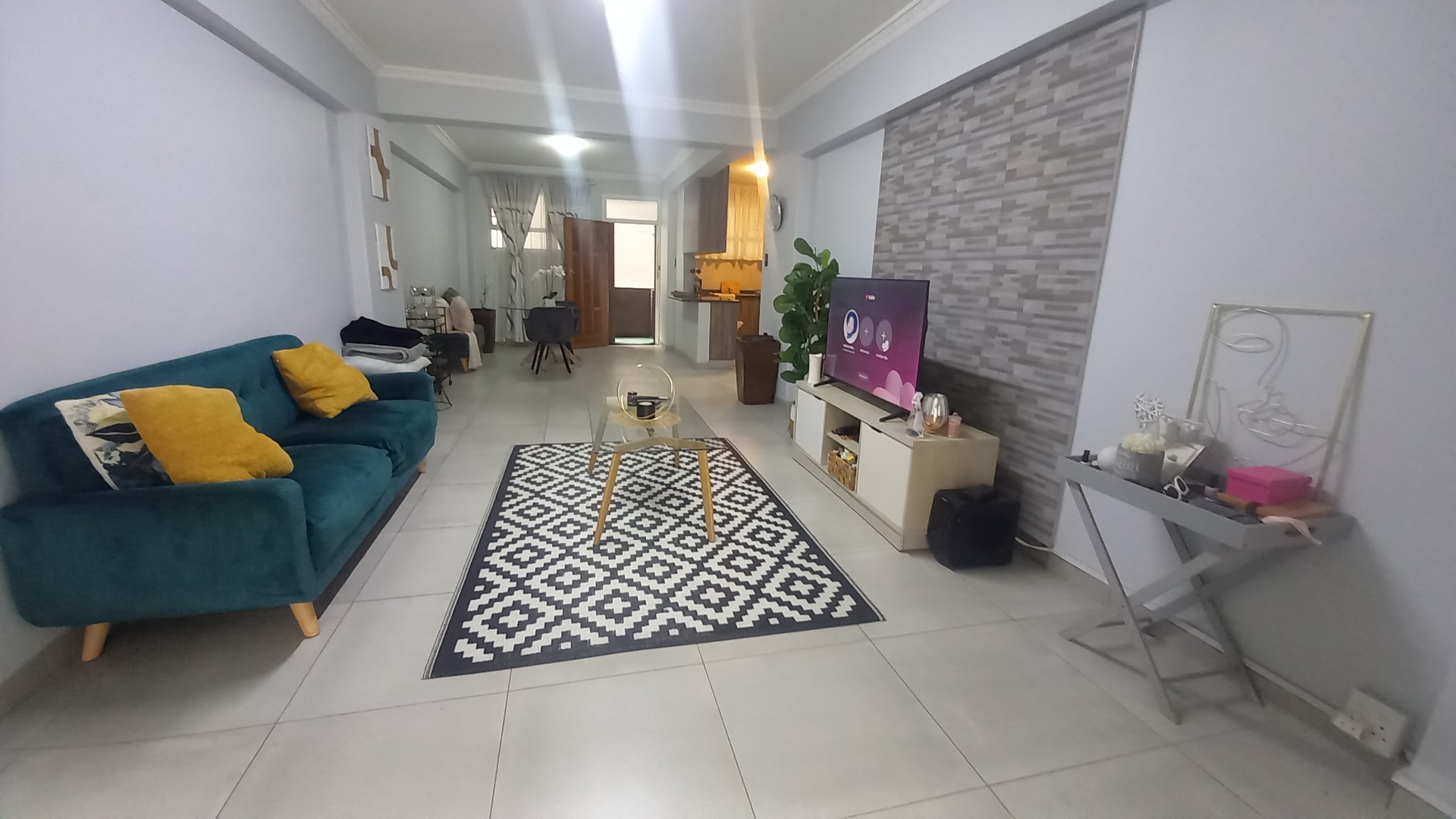 Apartment for rent in Durban Central, Durban, KwaZulu Natal, 92 m²