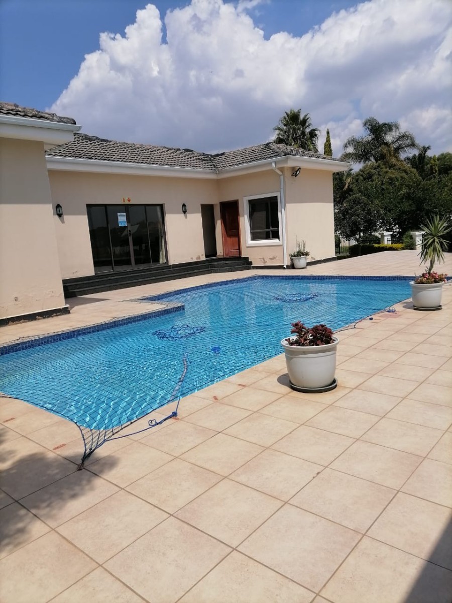 Apartment for sale in Summerset, Midrand, 84 m²