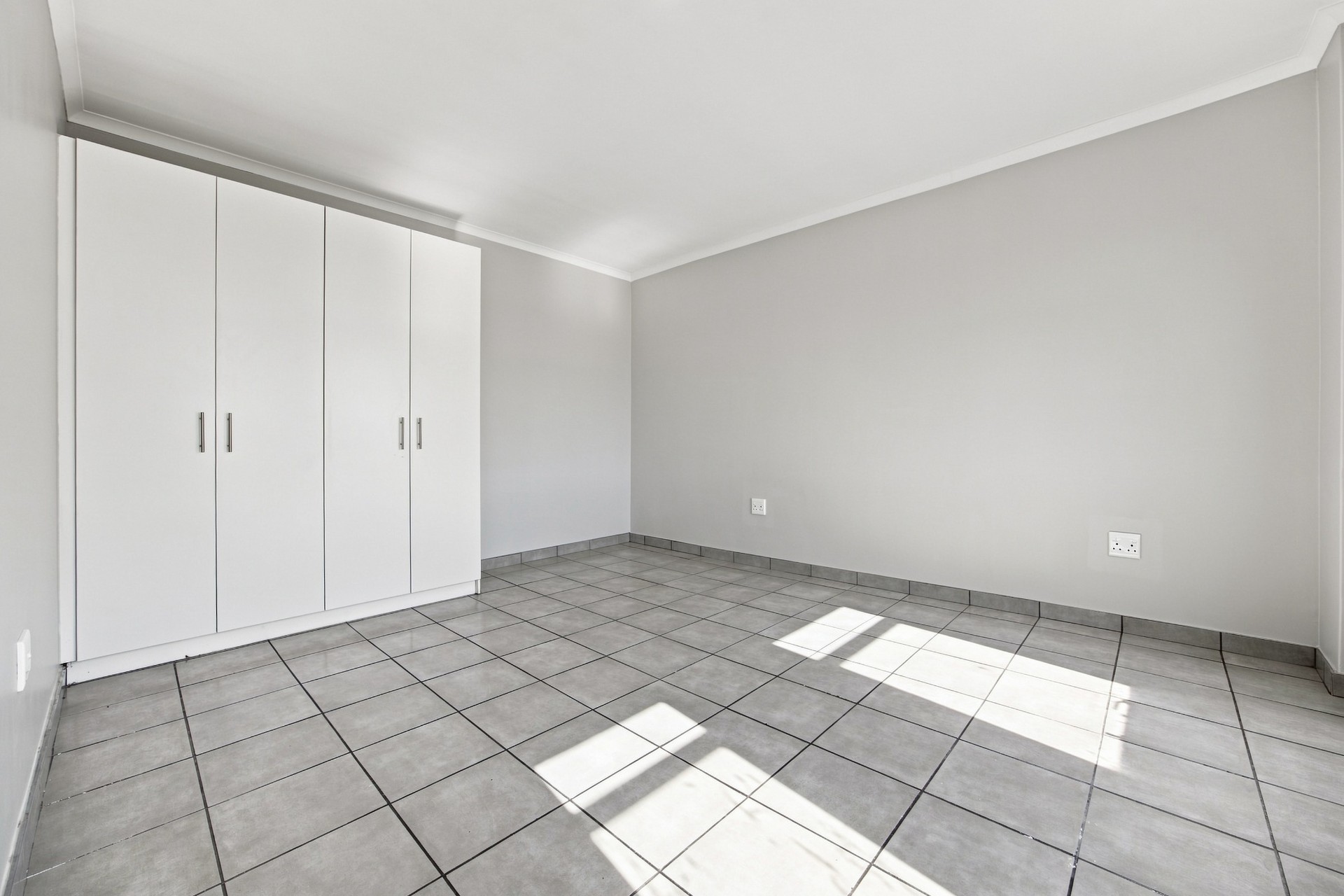 Apartment for sale in Esterville, Paarl, 56 m²