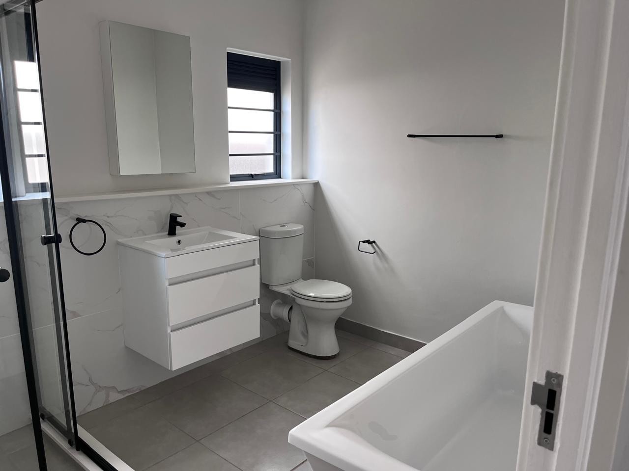 Apartment for rent in Waterfall, Midrand, 12 1, munyaka, 1 mia drive, Waterfall, Midrand, Gauteng, 120 m²