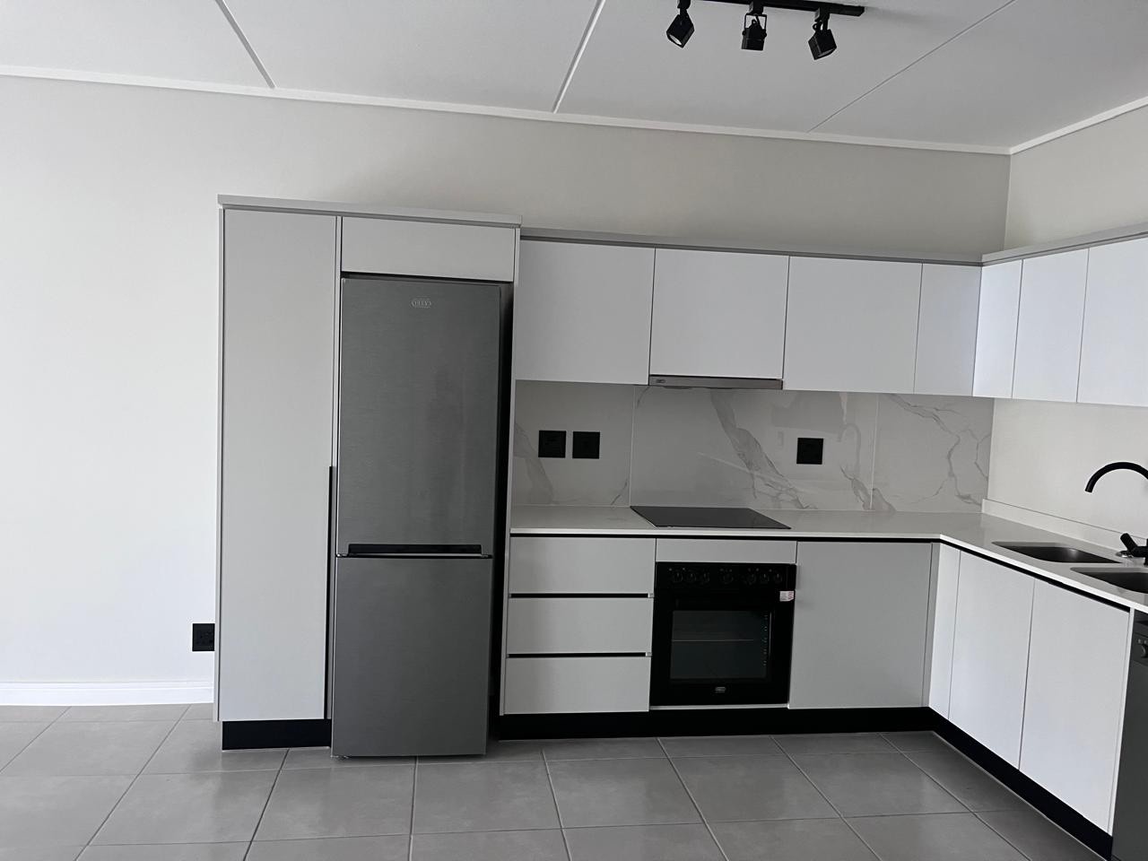 Apartment for rent in Waterfall, Midrand, 12 1, munyaka, 1 mia drive, Waterfall, Midrand, Gauteng, 120 m²