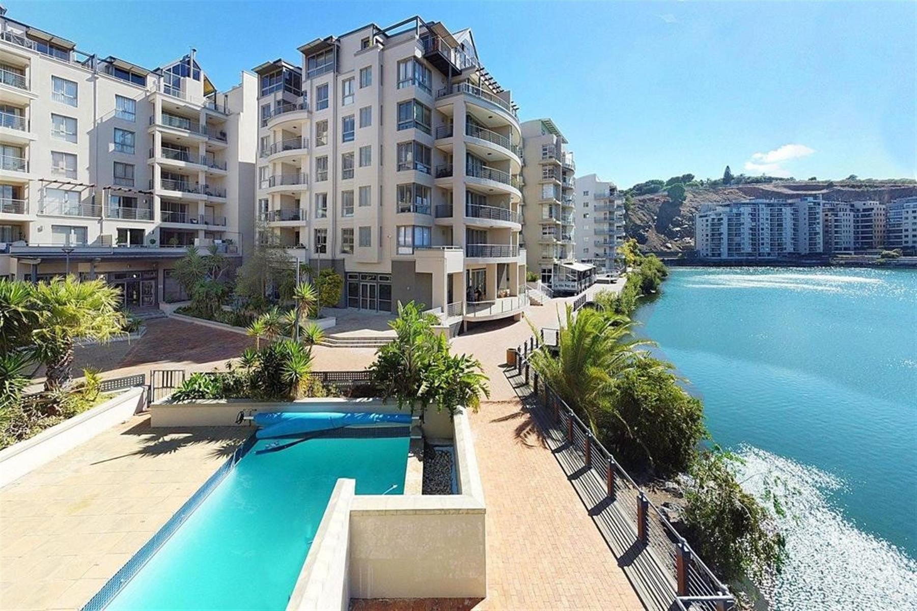 Penthouse for rent in Tyger Waterfront, Tyger Valley, Bellville
