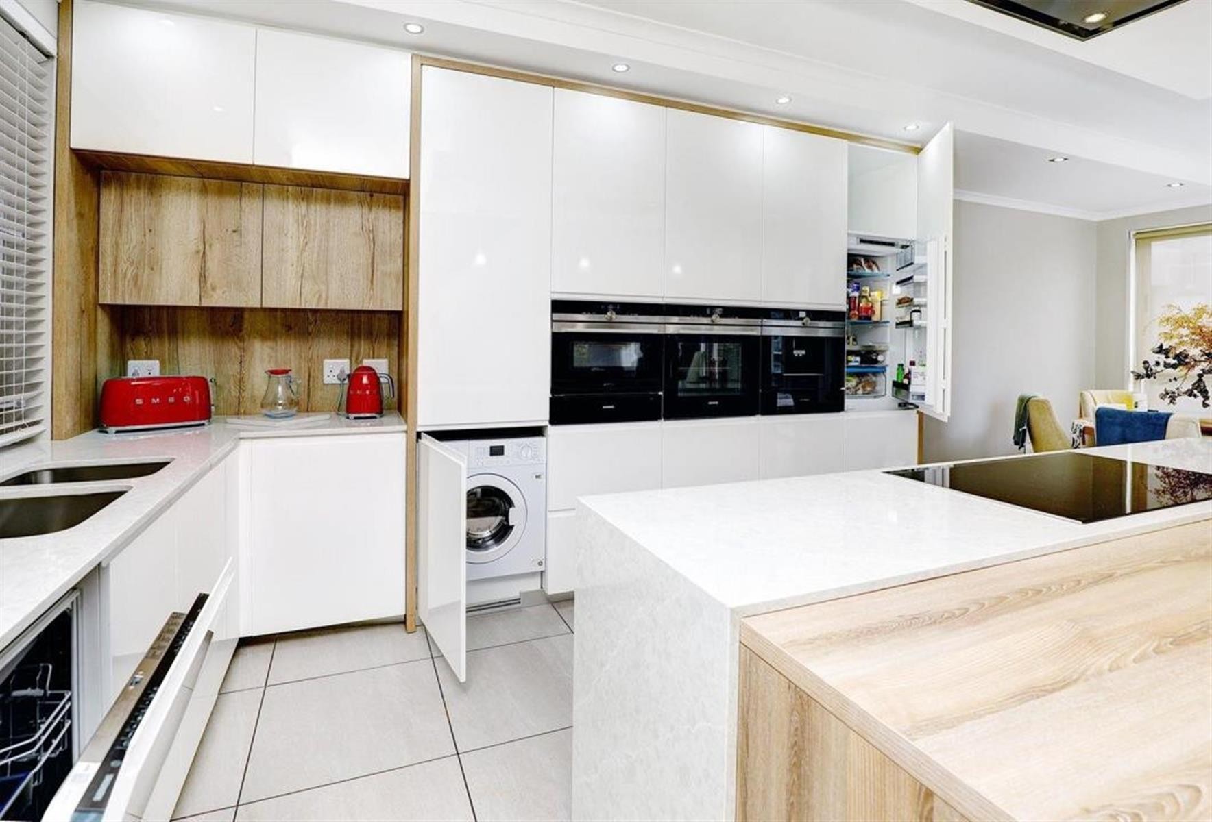 Penthouse for rent in Tyger Waterfront, Tyger Valley, Bellville