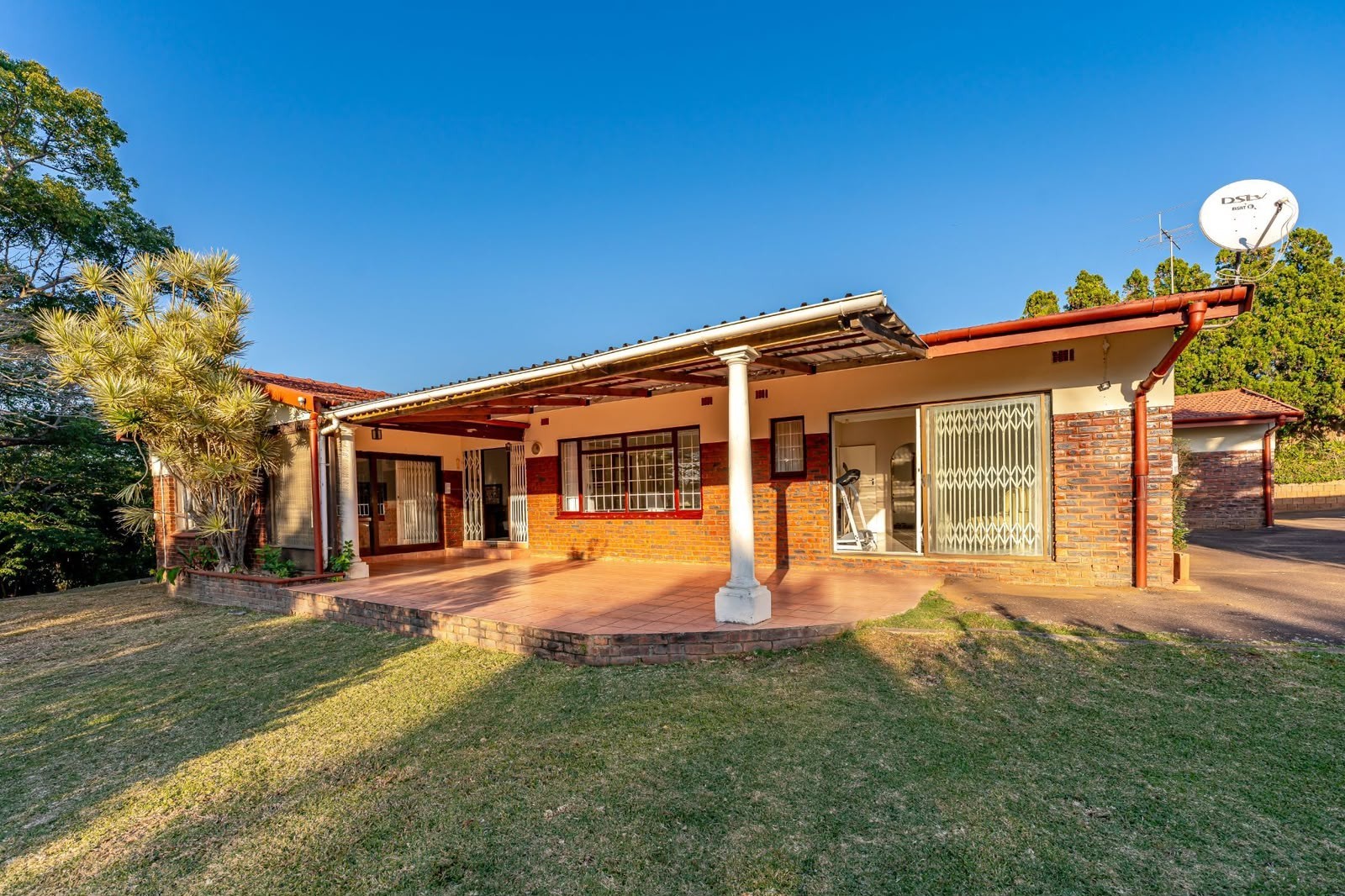 House for sale in Kloof, KwaZulu Natal, 73 Buckingham Road, Kloof, KwaZulu Natal, 300 m²