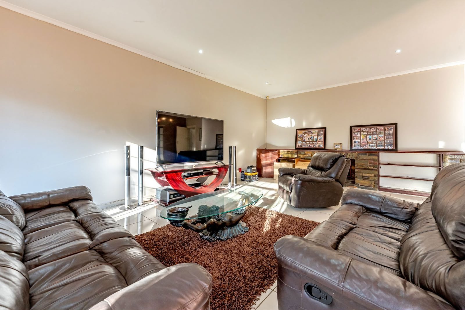 House for sale in Kloof, KwaZulu Natal, 73 Buckingham Road, Kloof, KwaZulu Natal, 300 m²