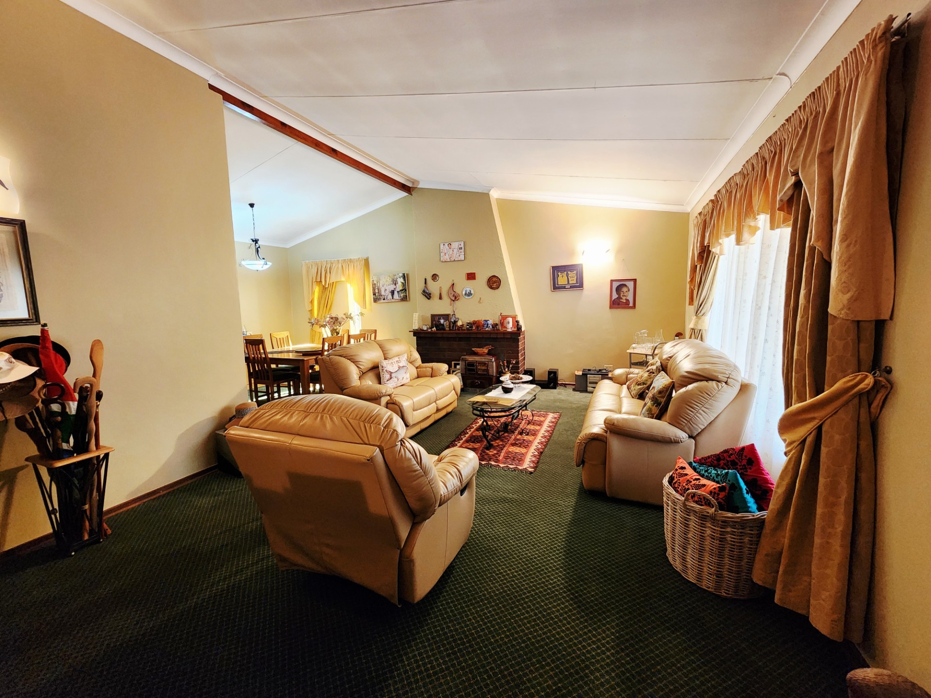 House for sale in Valhalla, Centurion, 2014 m²