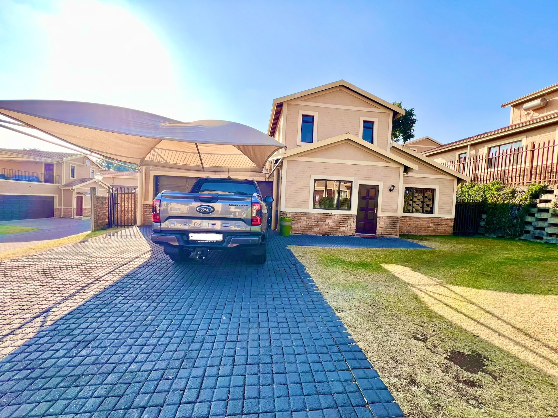 House for sale in Carlswald, Midrand, 389 m²