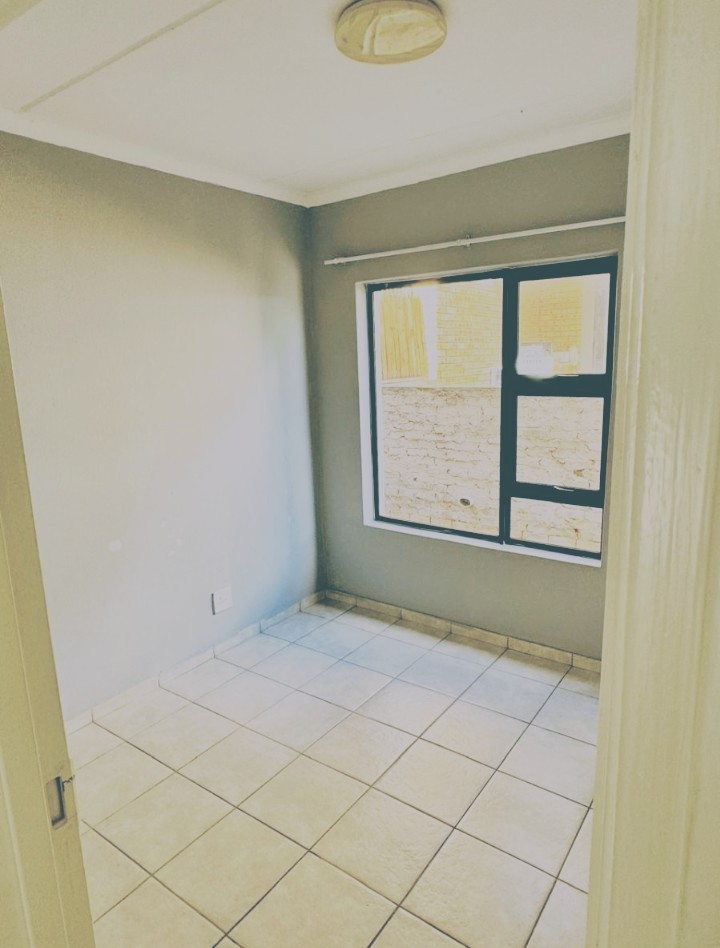 Apartment for rent in Rynfield AH, Benoni, 00, Clover Hill, 7 9th Road, Rynfield AH, Rynfield AH, Benoni, Gauteng, 80 m²