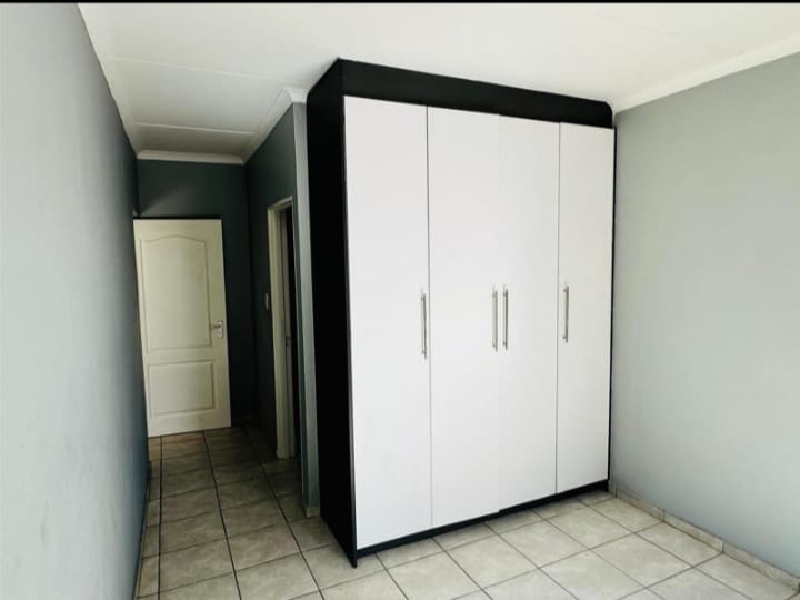 Apartment for rent in Rynfield AH, Benoni, 00, Clover Hill, 7 9th Road, Rynfield AH, Rynfield AH, Benoni, Gauteng, 80 m²