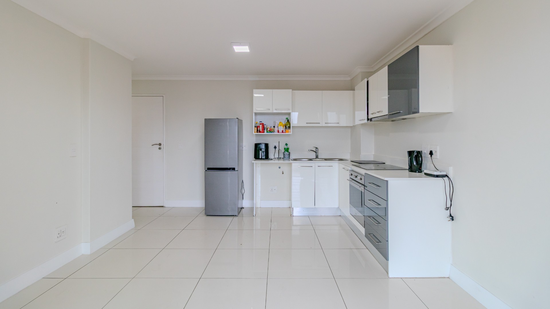 Apartment for sale in Cape Town City Centre, Cape Town, 598 m²