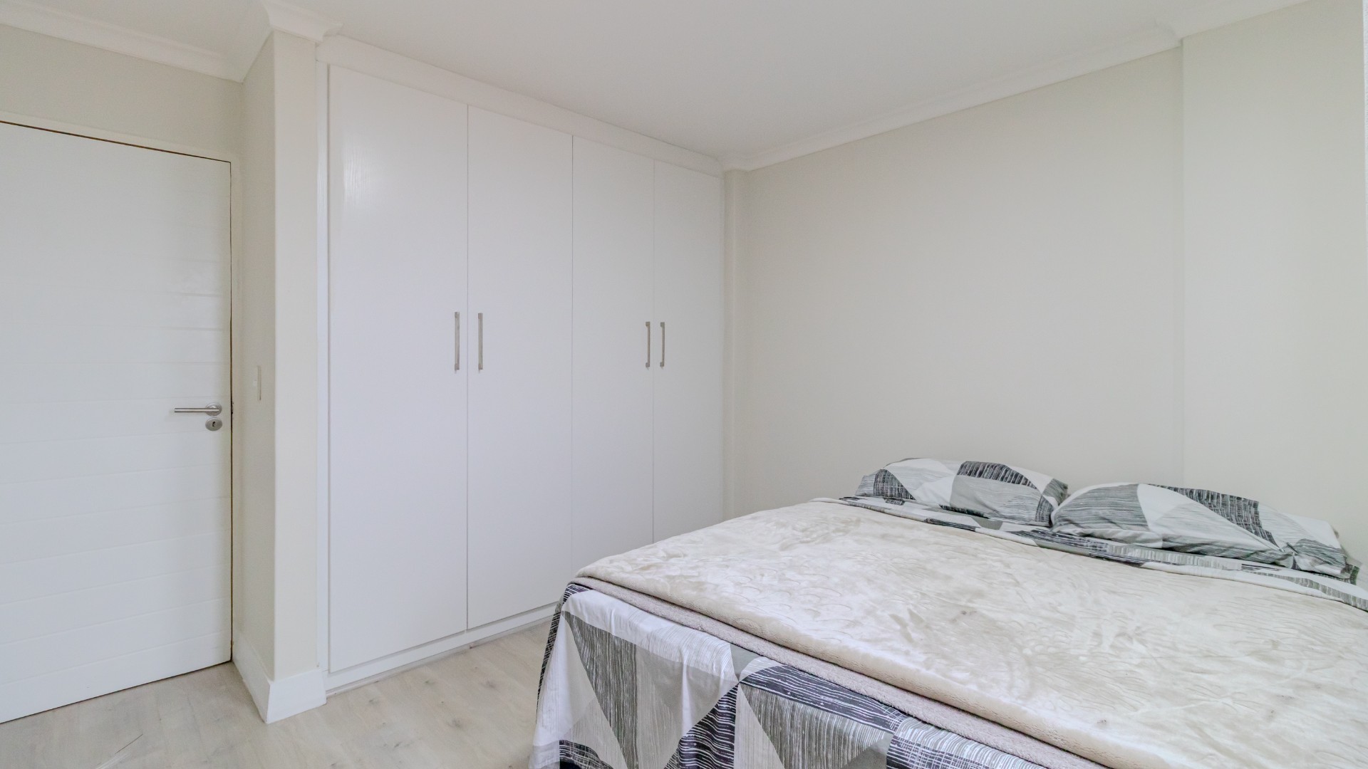 Apartment for sale in Cape Town City Centre, Cape Town, 598 m²