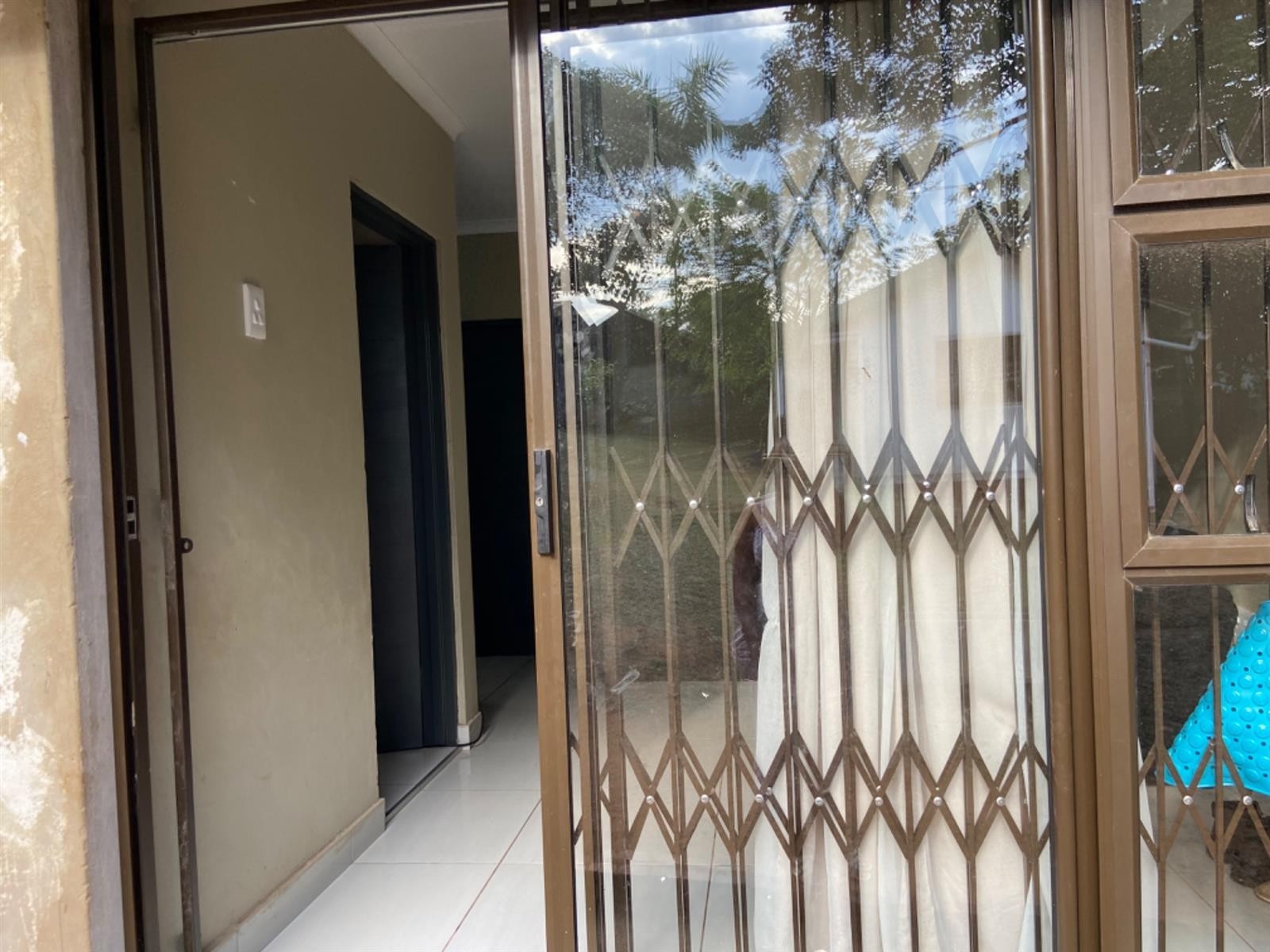 Cottage for rent in Athlone Park, Amanzimtoti, KwaZulu Natal
