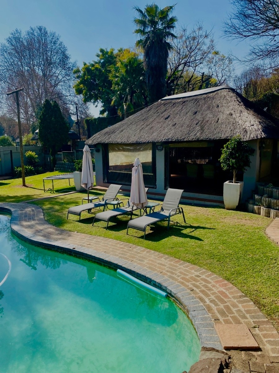 House for rent in Bramley, Johannesburg, 1492 m²
