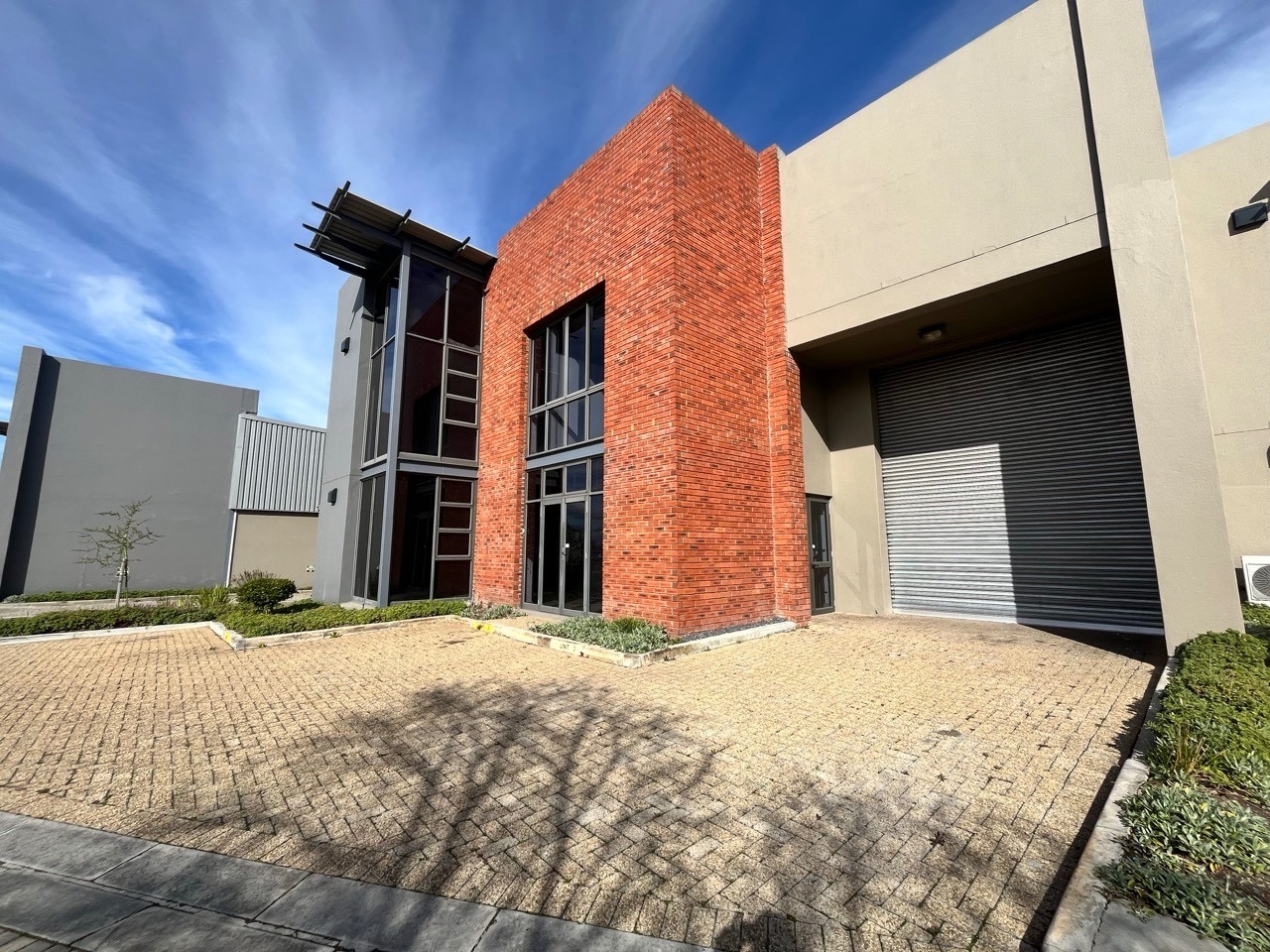 519m² Warehouse, Office TO LET | Willow Park | Stikland Industrial
