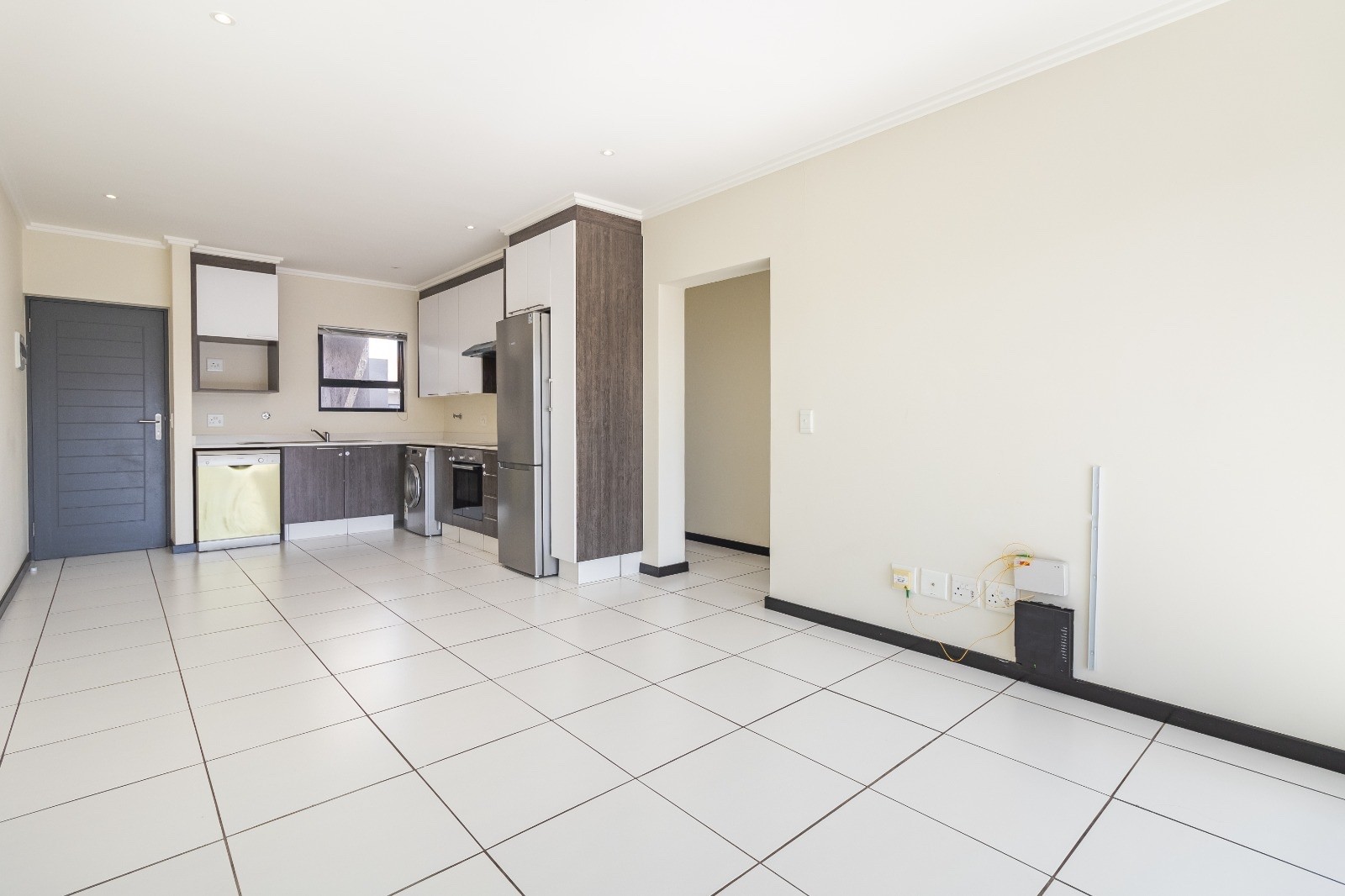 3 Bedroom Apartment To Rent in Lonehill, Sandton 4