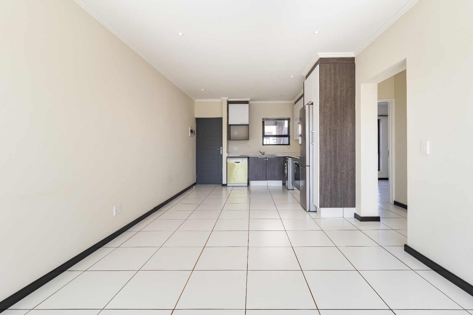 3 Bedroom Apartment To Rent in Lonehill, Sandton 3