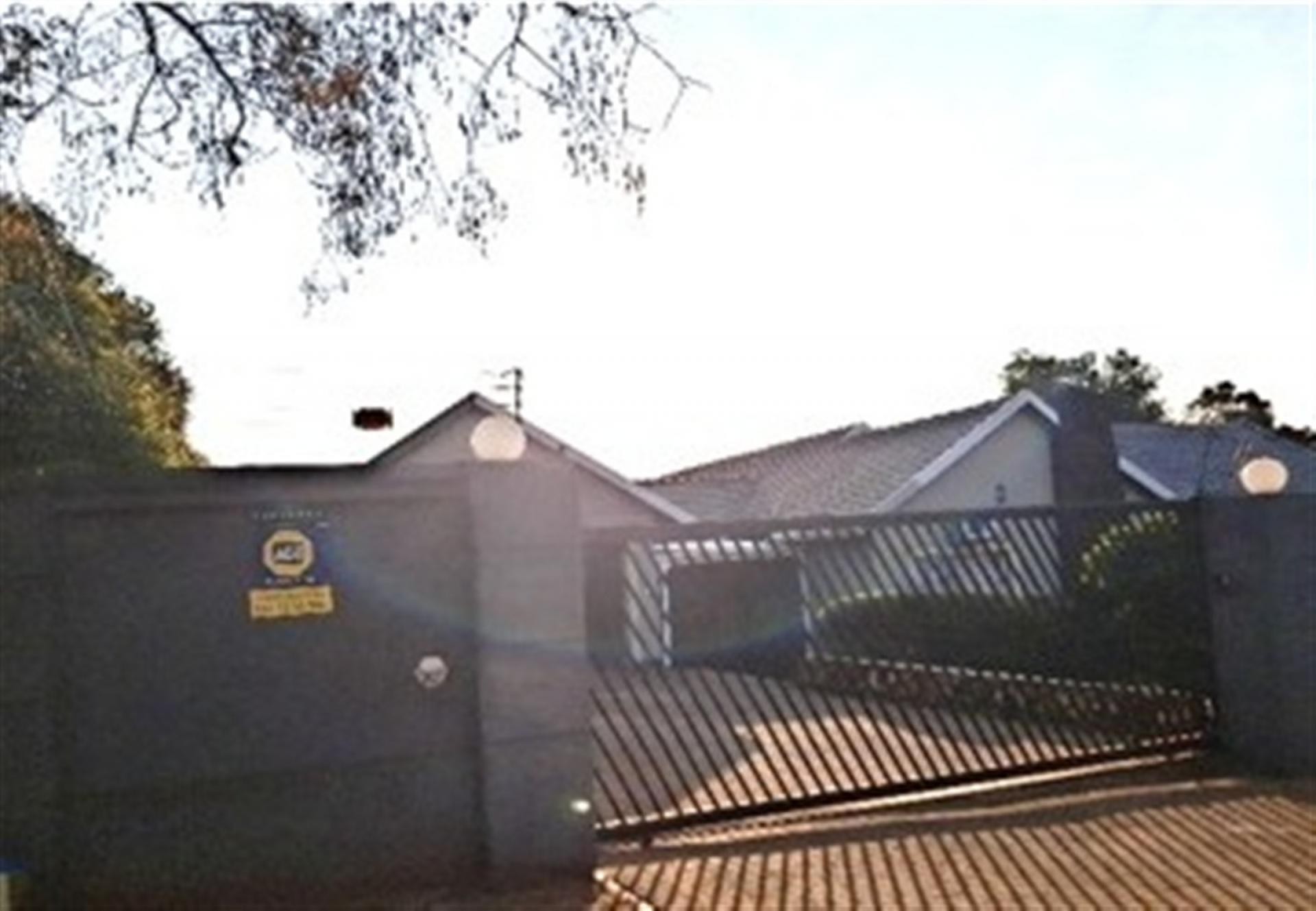 House for sale in Eldoraigne, Centurion, 1983 m²