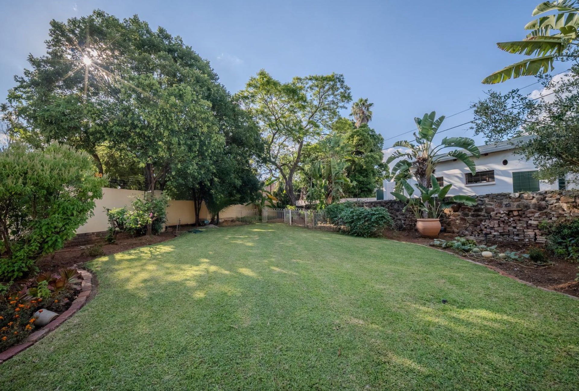 House for sale in Brooklyn, Pretoria, 1245 m²