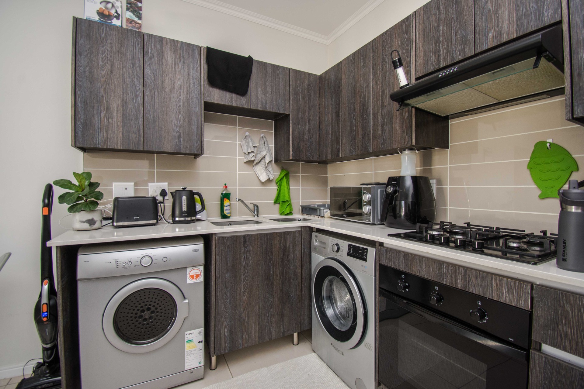 Apartment for rent in De Velde, Somerset West, 37 m²