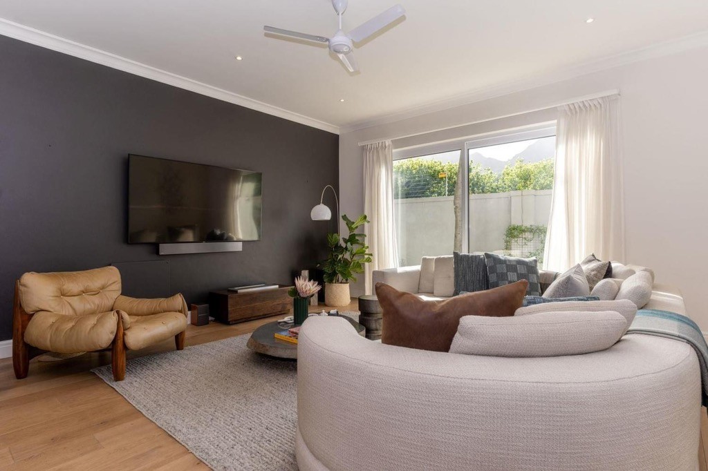 Cluster for rent in Newlands, Cape Town